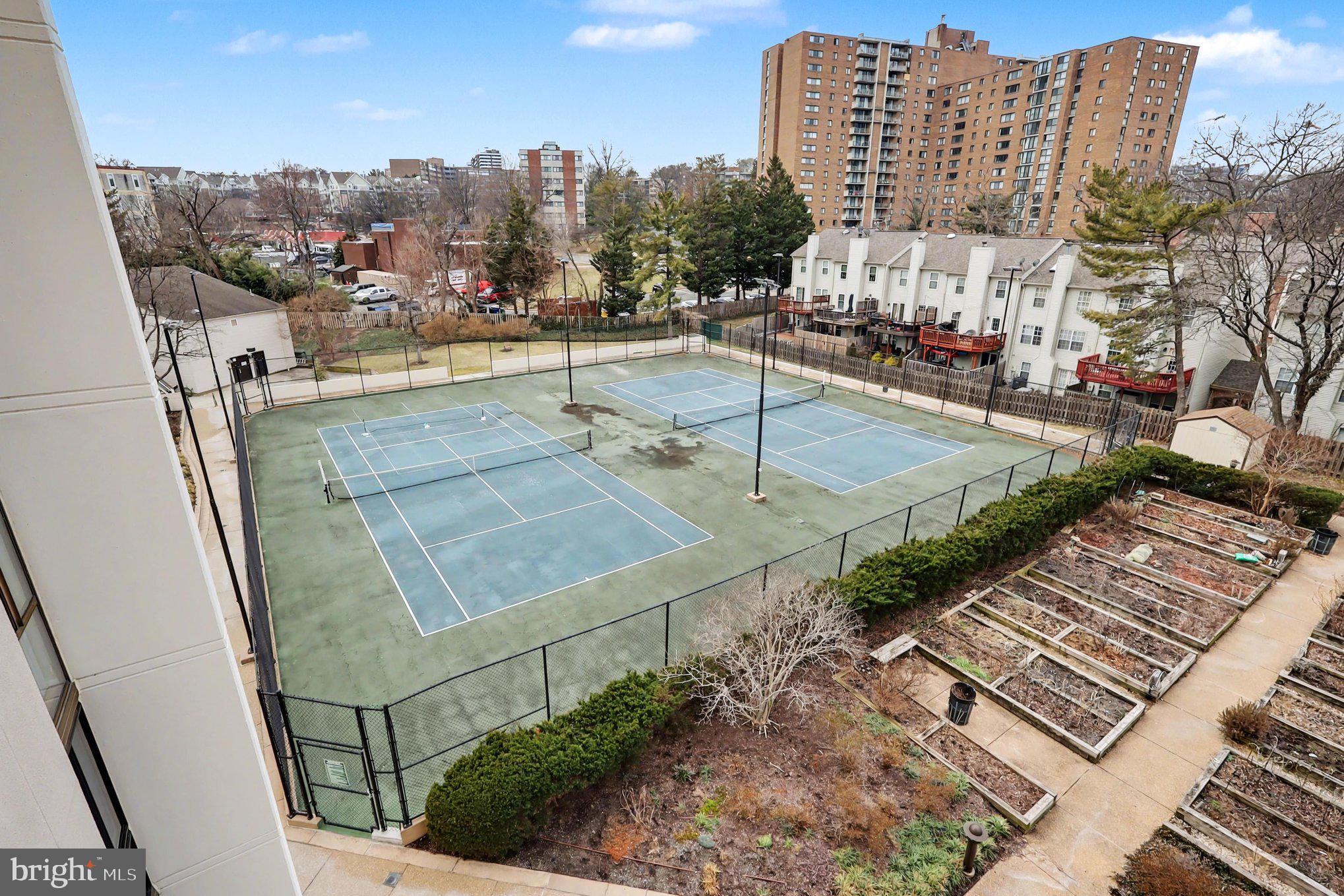 GREENHOUSE - Residential