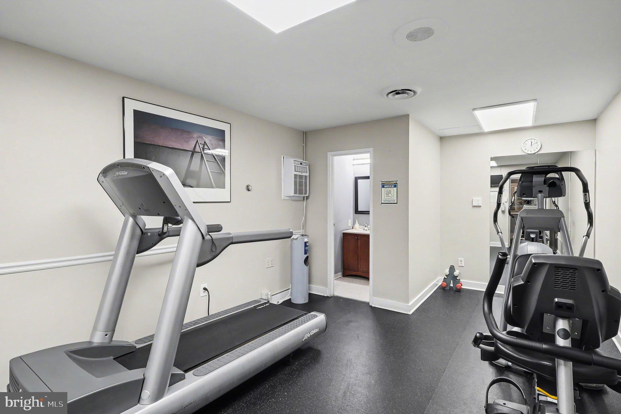 GREENHOUSE - Residential