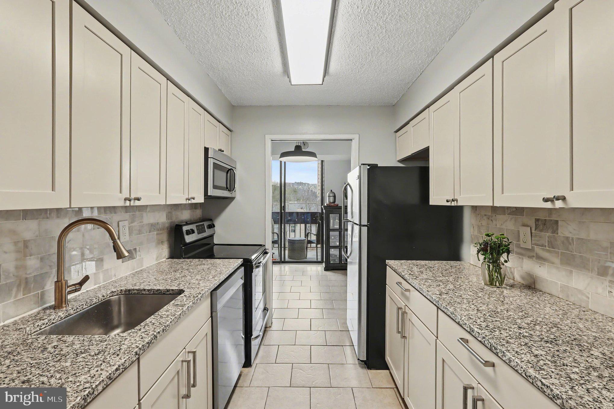 GREENHOUSE - Residential