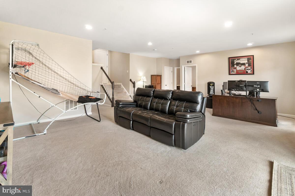 ASPEN NORTH AT LAKE LINGANORE - Residential