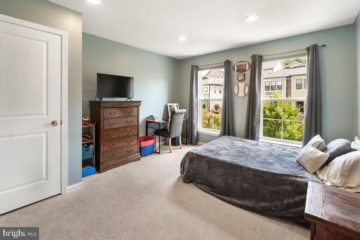 ASPEN NORTH AT LAKE LINGANORE - Residential