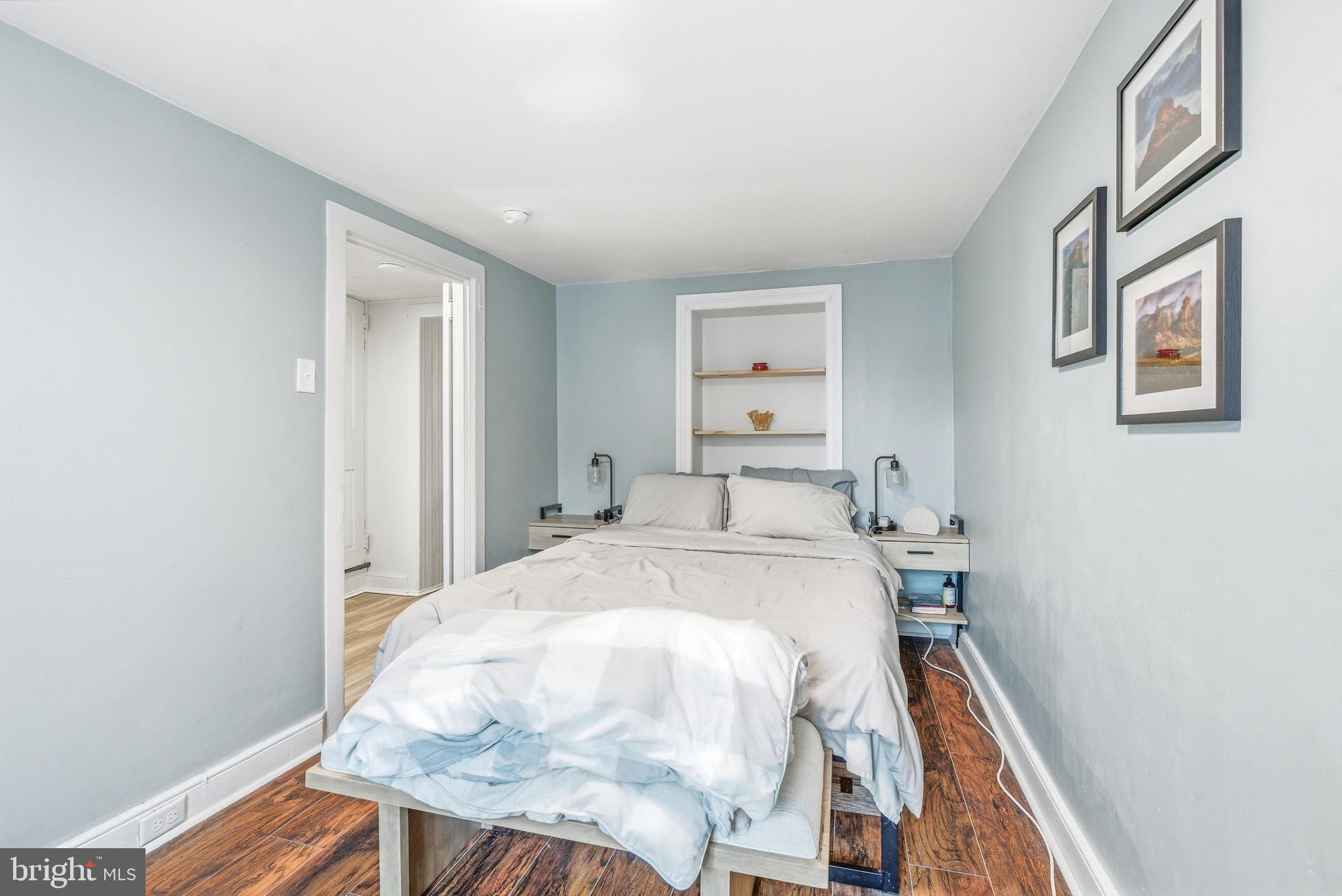 HERITAGE SQUARE - Residential