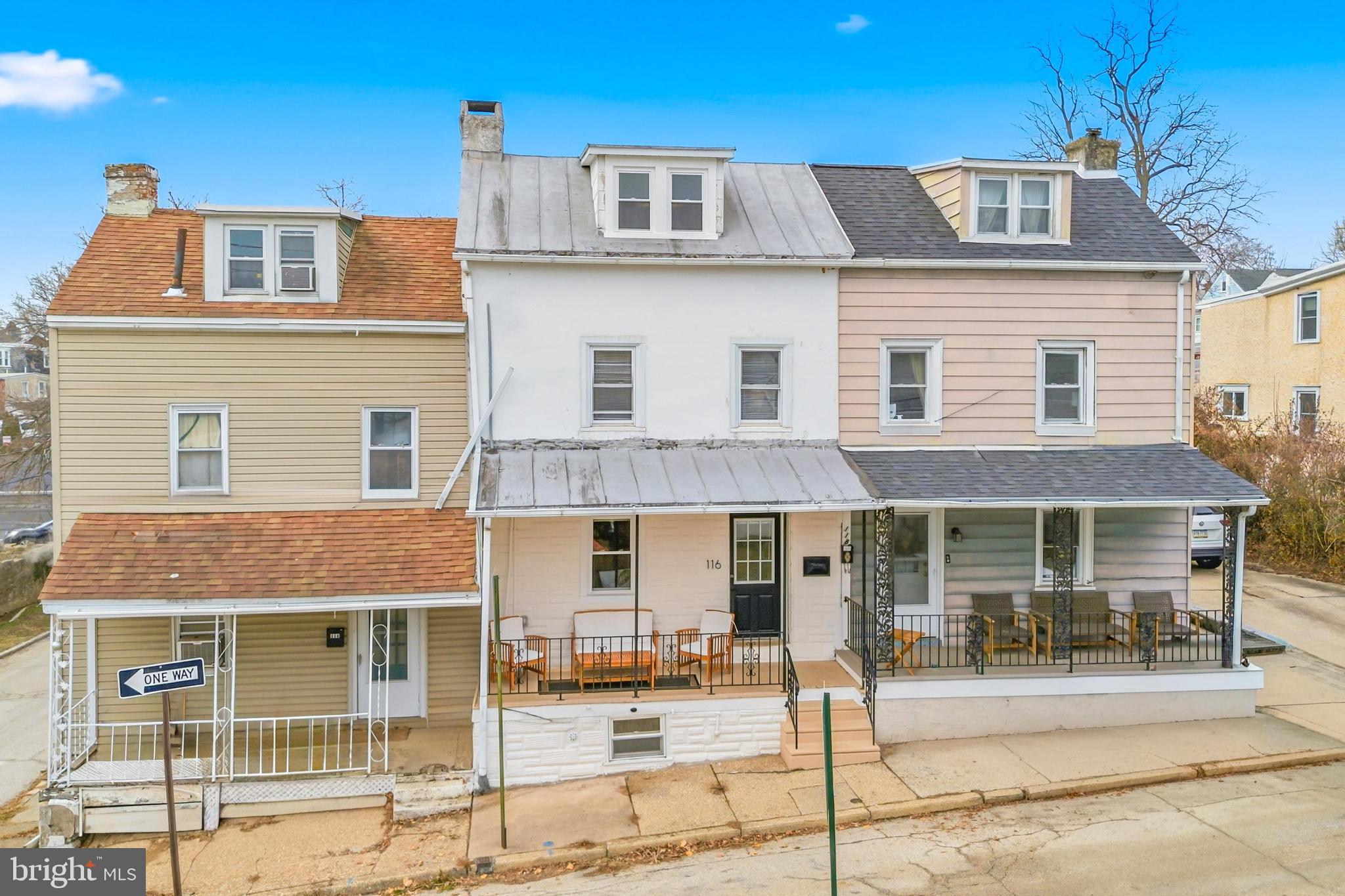 HERITAGE SQUARE - Residential