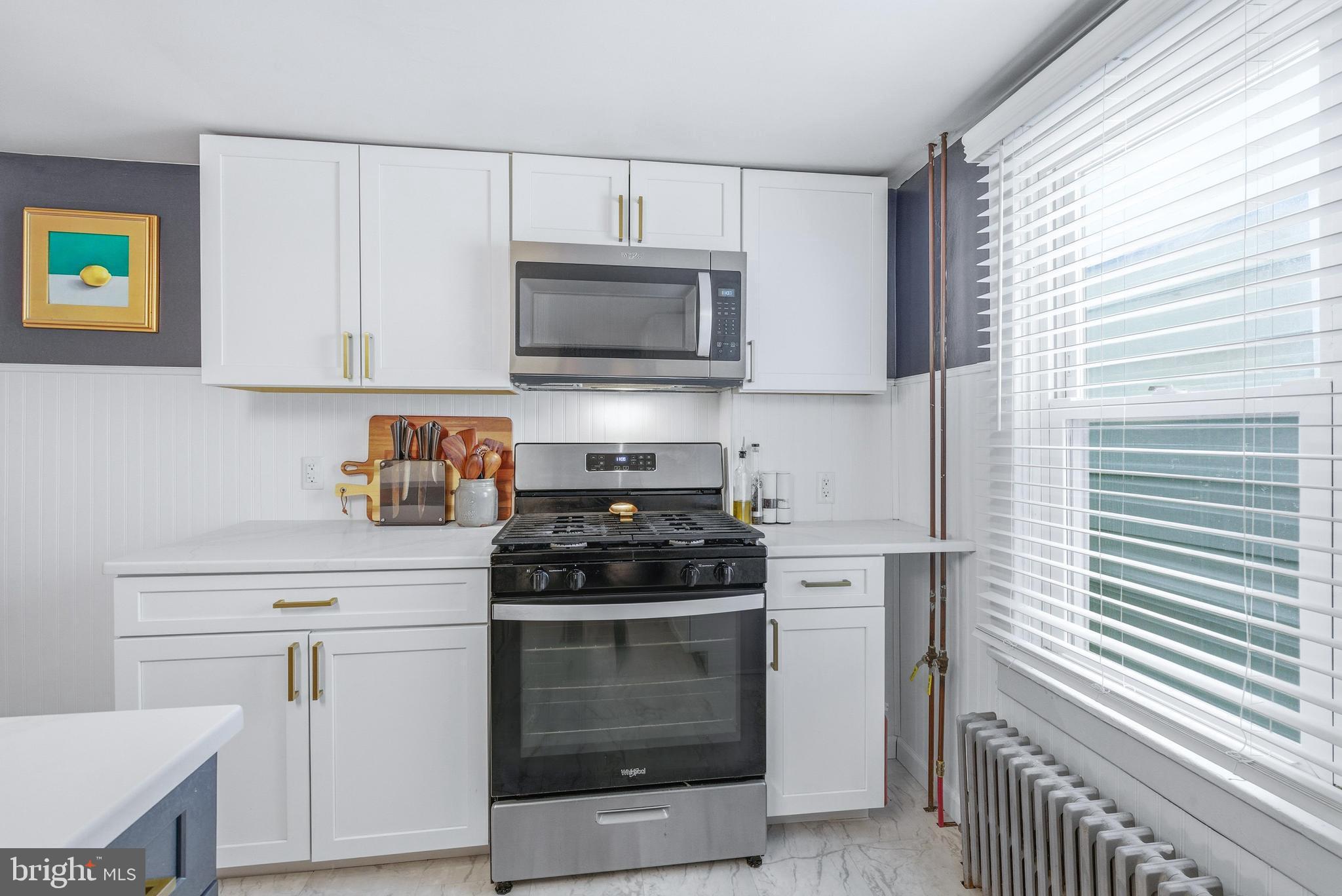 HERITAGE SQUARE - Residential