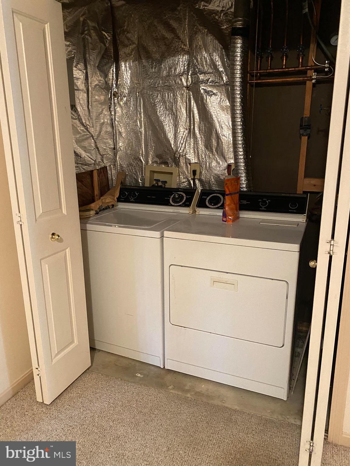 BOWLING BROOK FARMS - Residential Lease