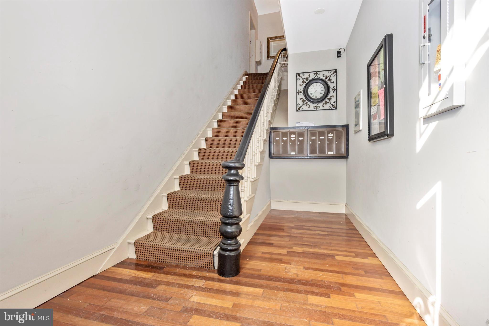 LAFAYETTE SQUARE - Residential