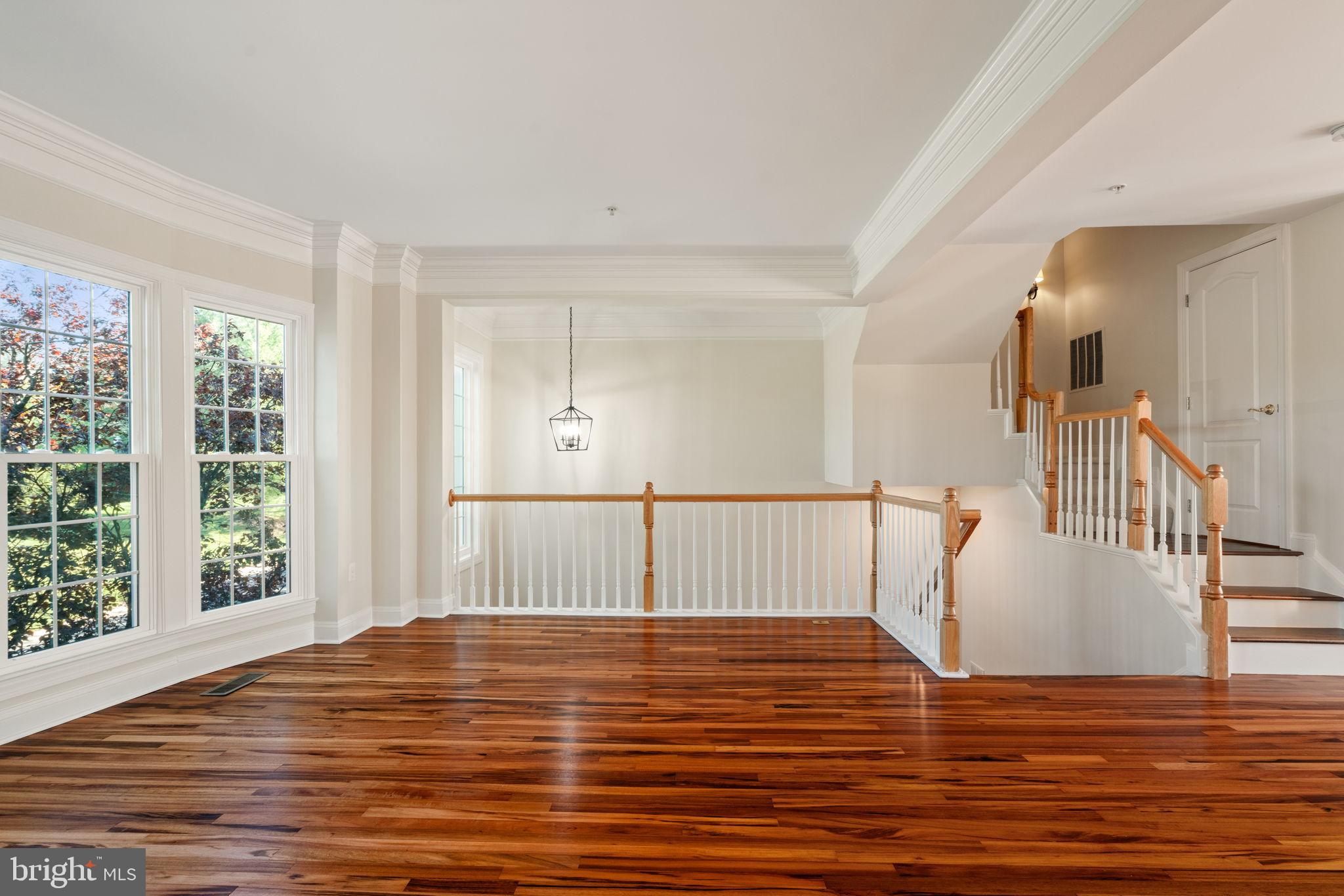 RIVER CREEK - Residential