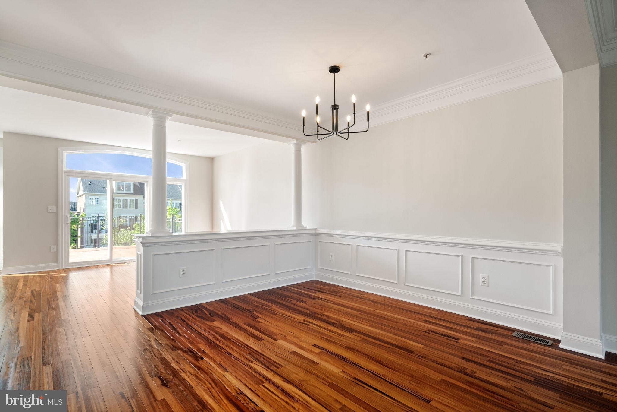 RIVER CREEK - Residential