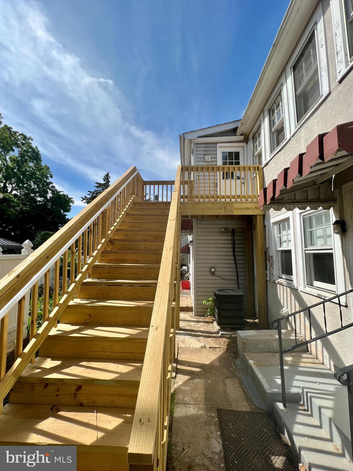 CHARLES TOWN - Residential Lease