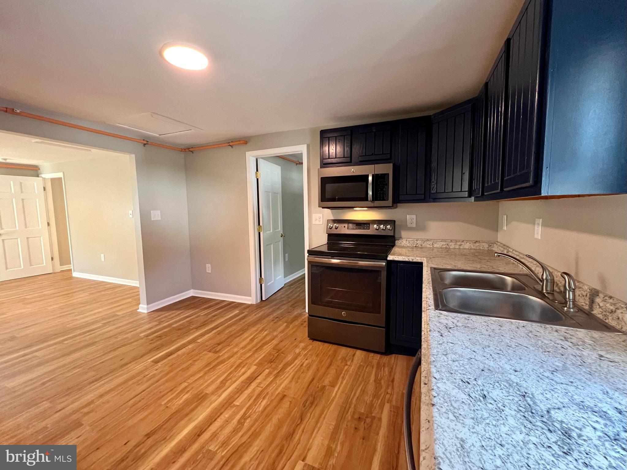 CHARLES TOWN - Residential Lease