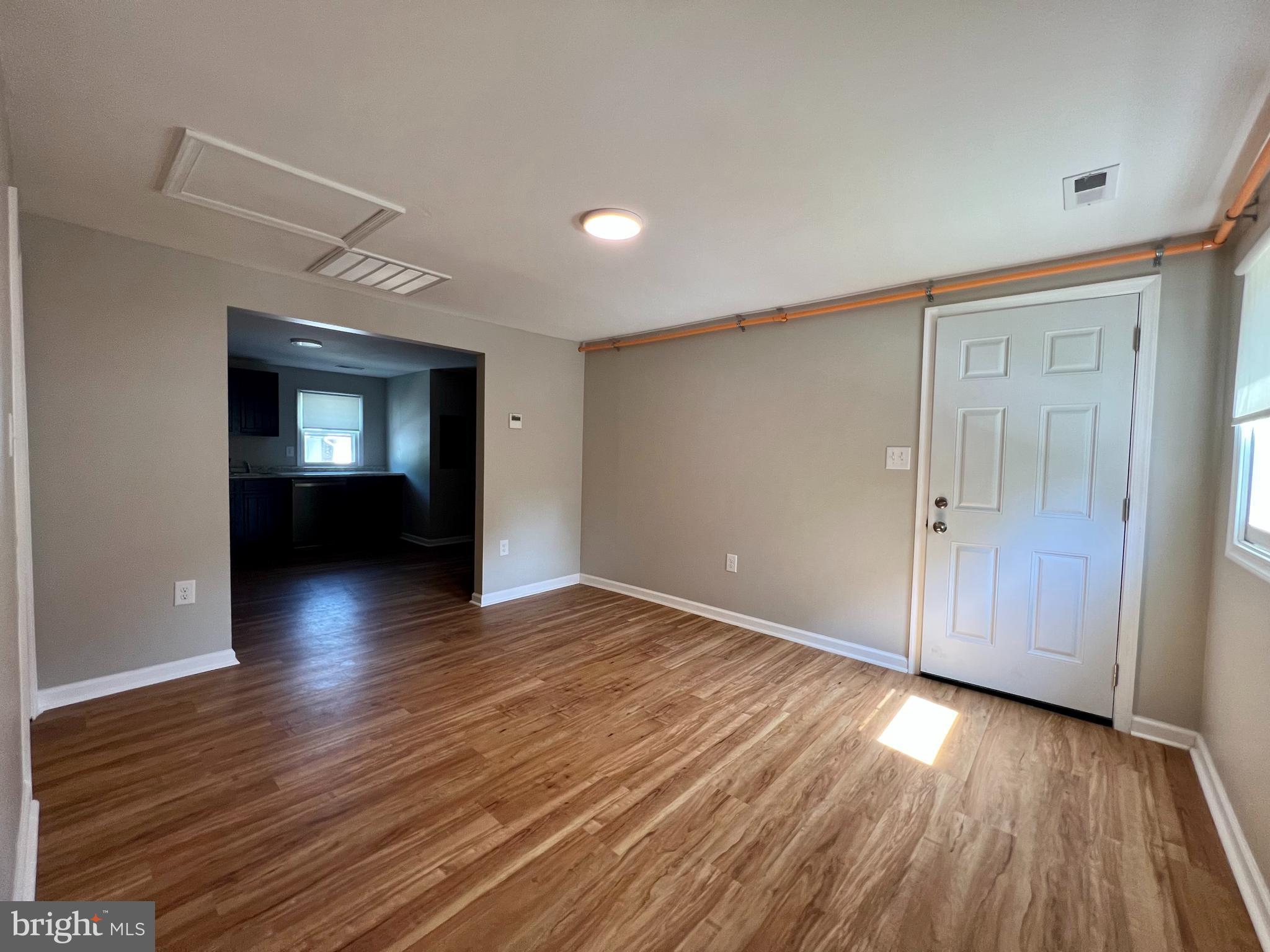 CHARLES TOWN - Residential Lease