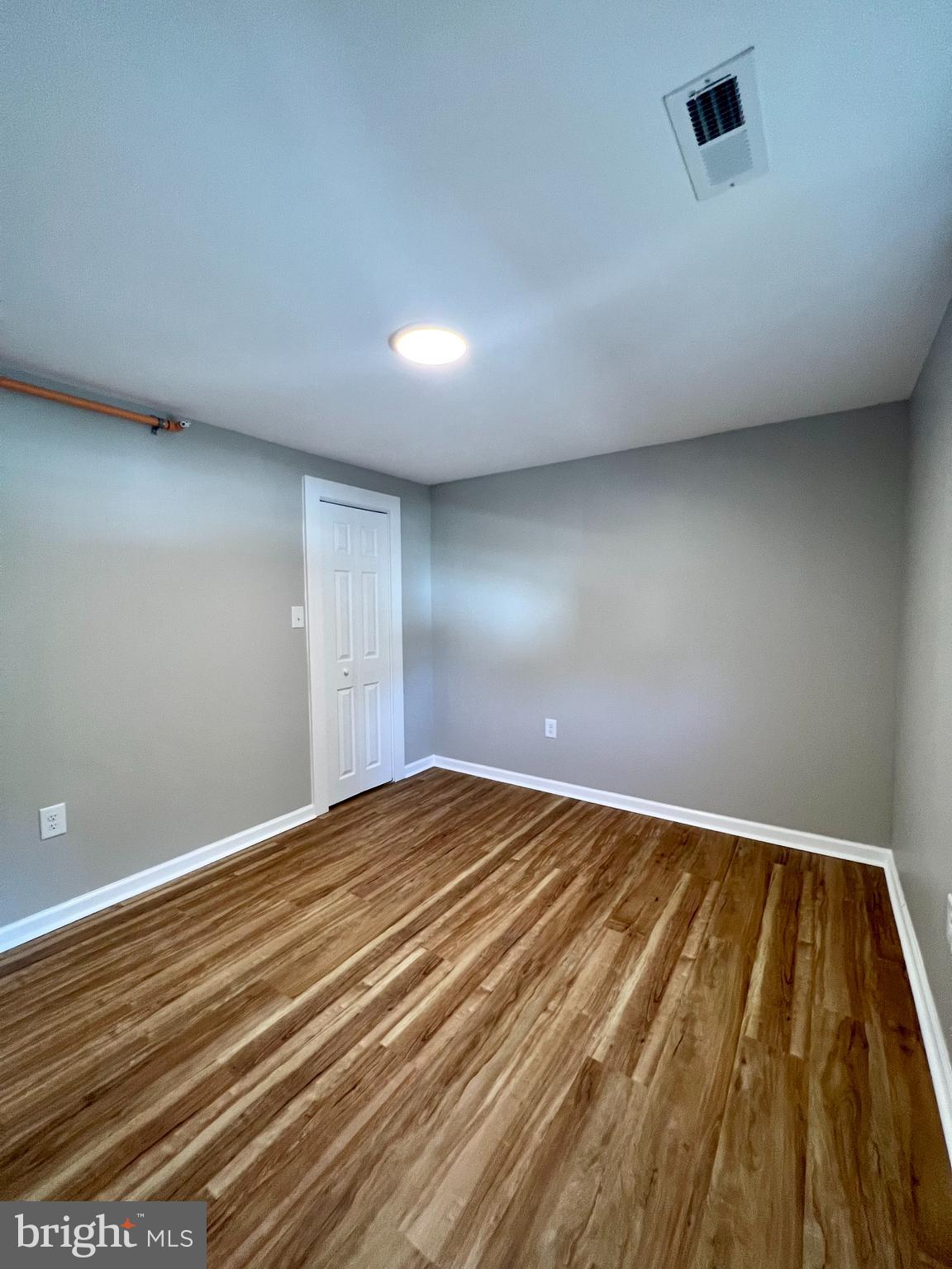 CHARLES TOWN - Residential Lease