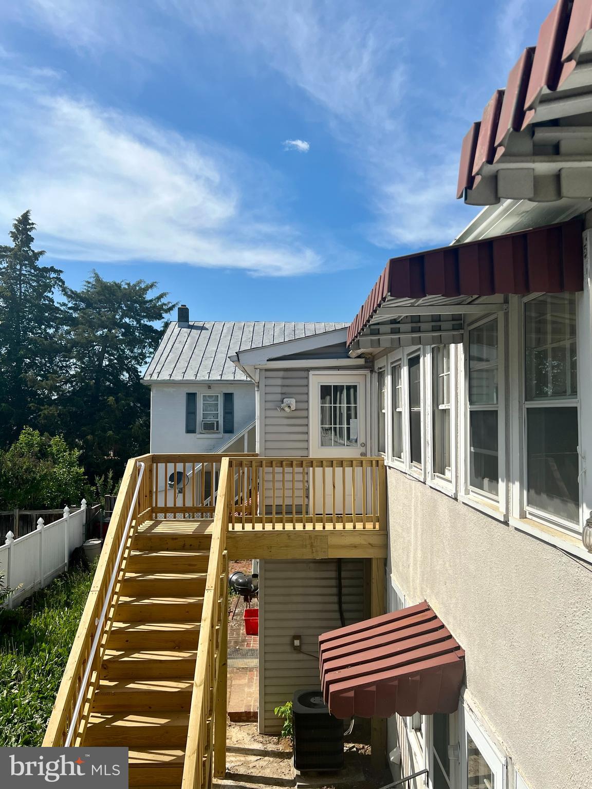 CHARLES TOWN - Residential Lease