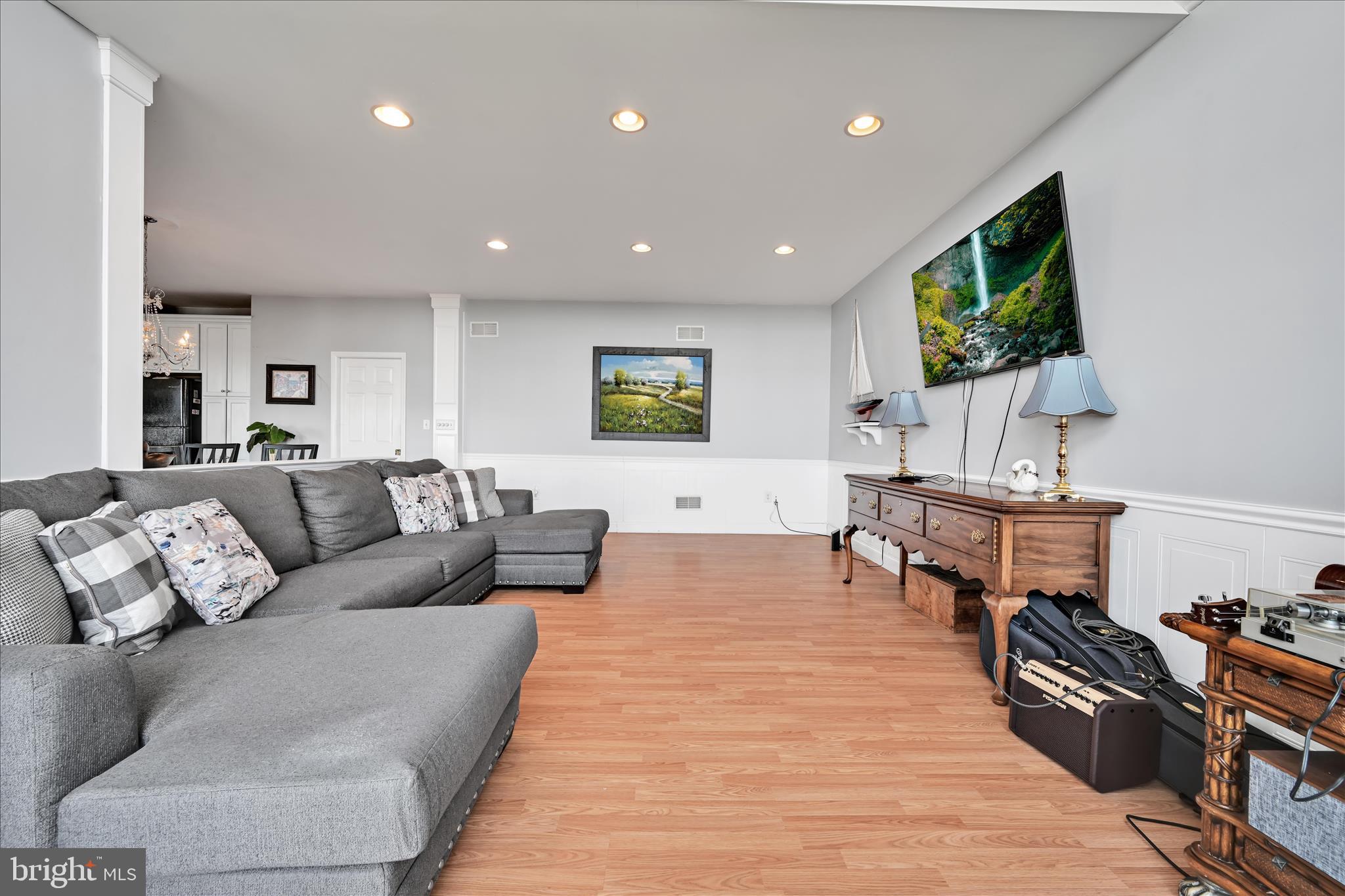 SAGE HILL - Residential