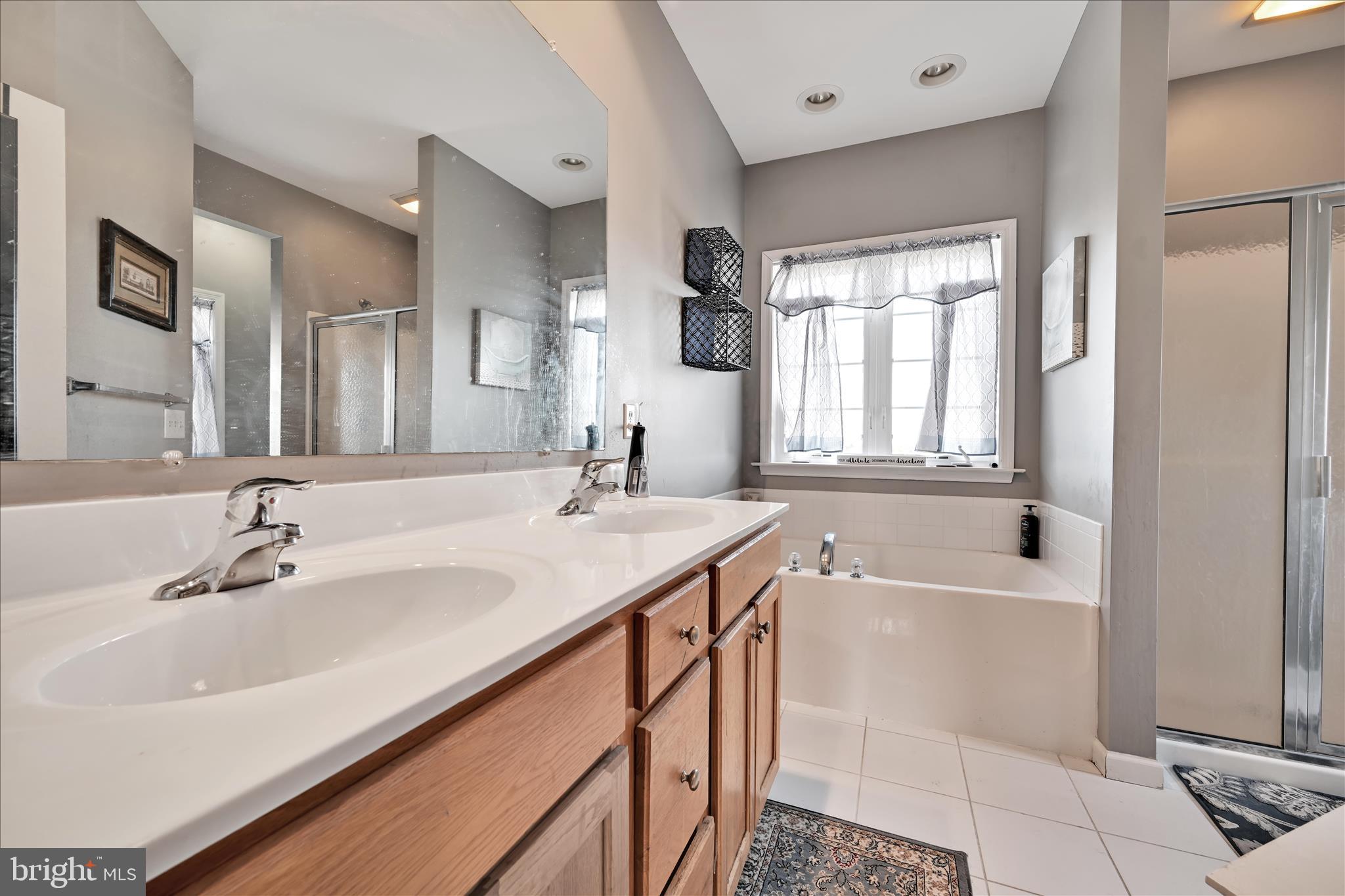 SAGE HILL - Residential