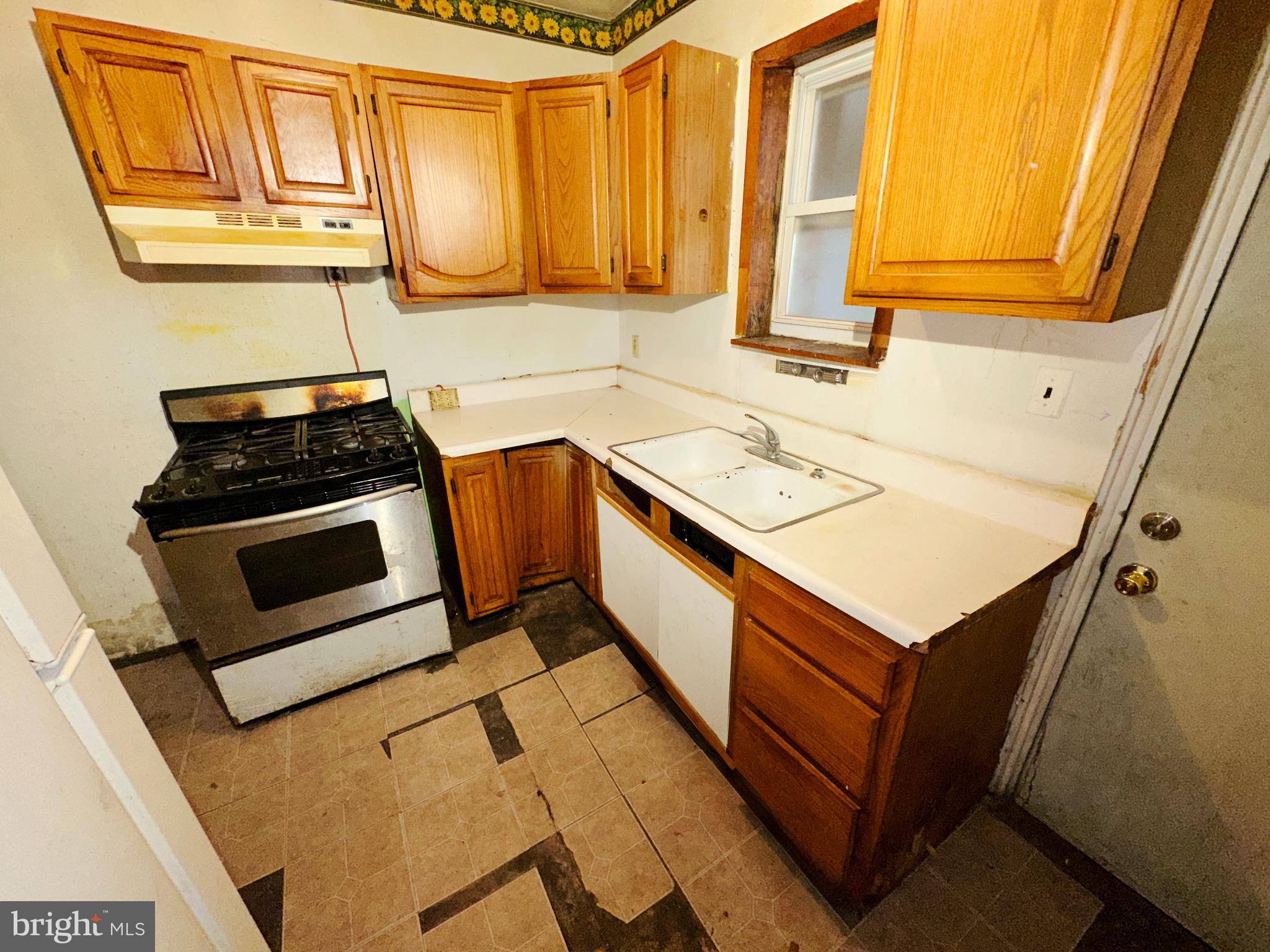 POINT BREEZE - Residential