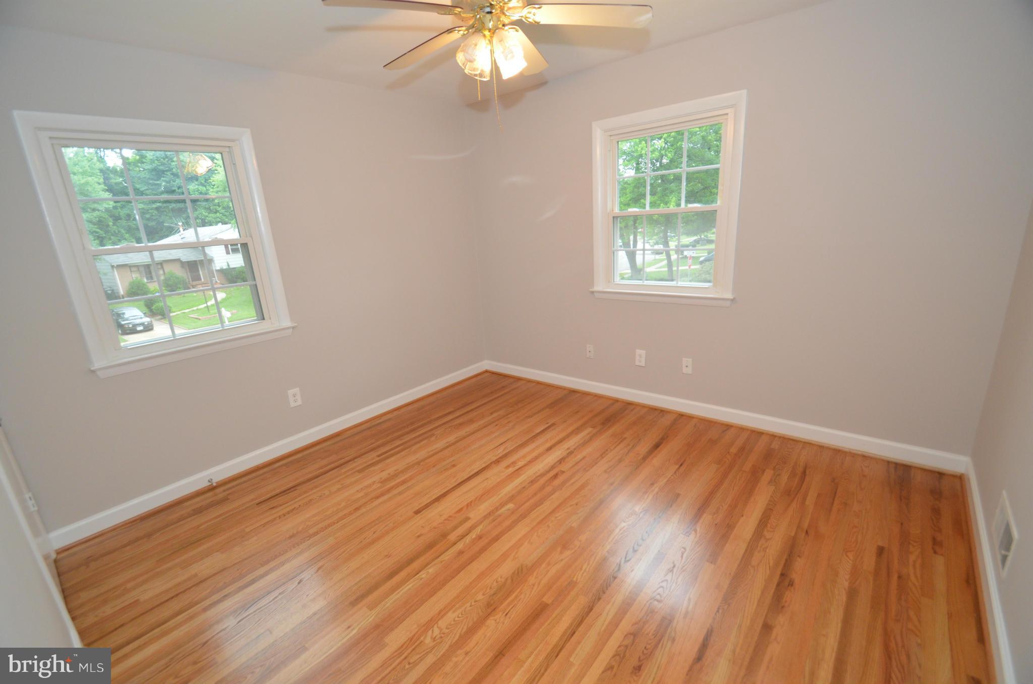 ROLLING VALLEY - Residential Lease