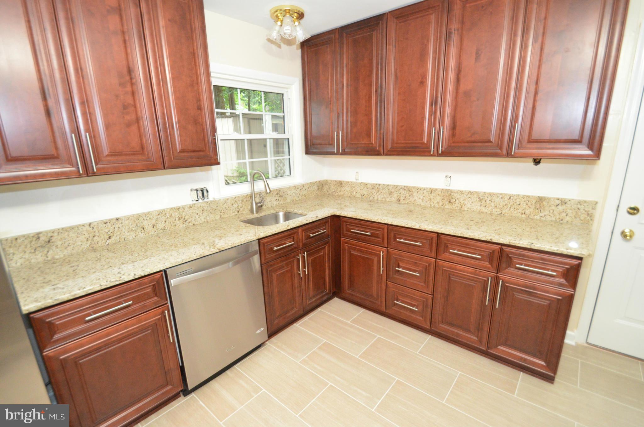 ROLLING VALLEY - Residential Lease