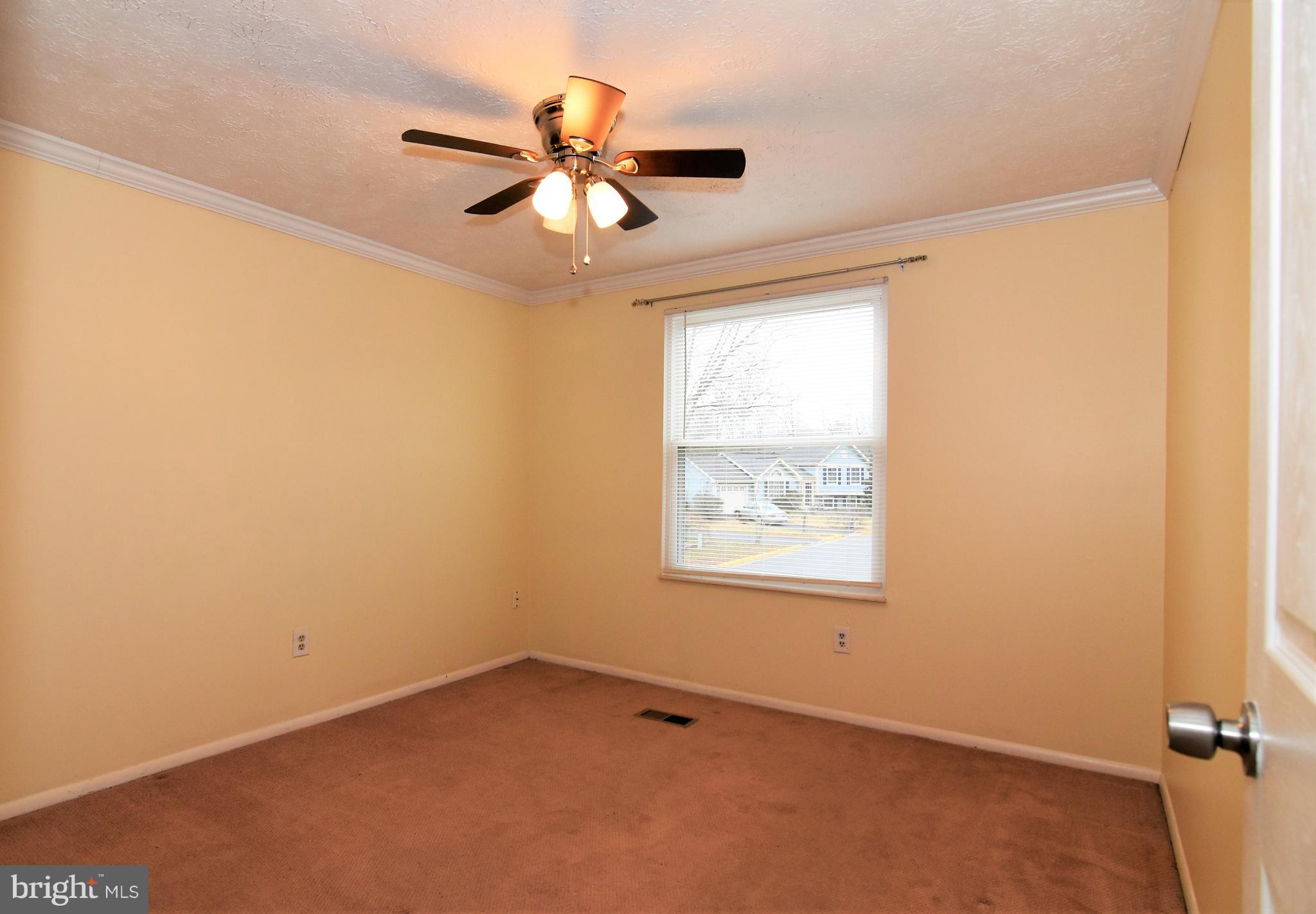 OWENS BROOKE - Residential Lease