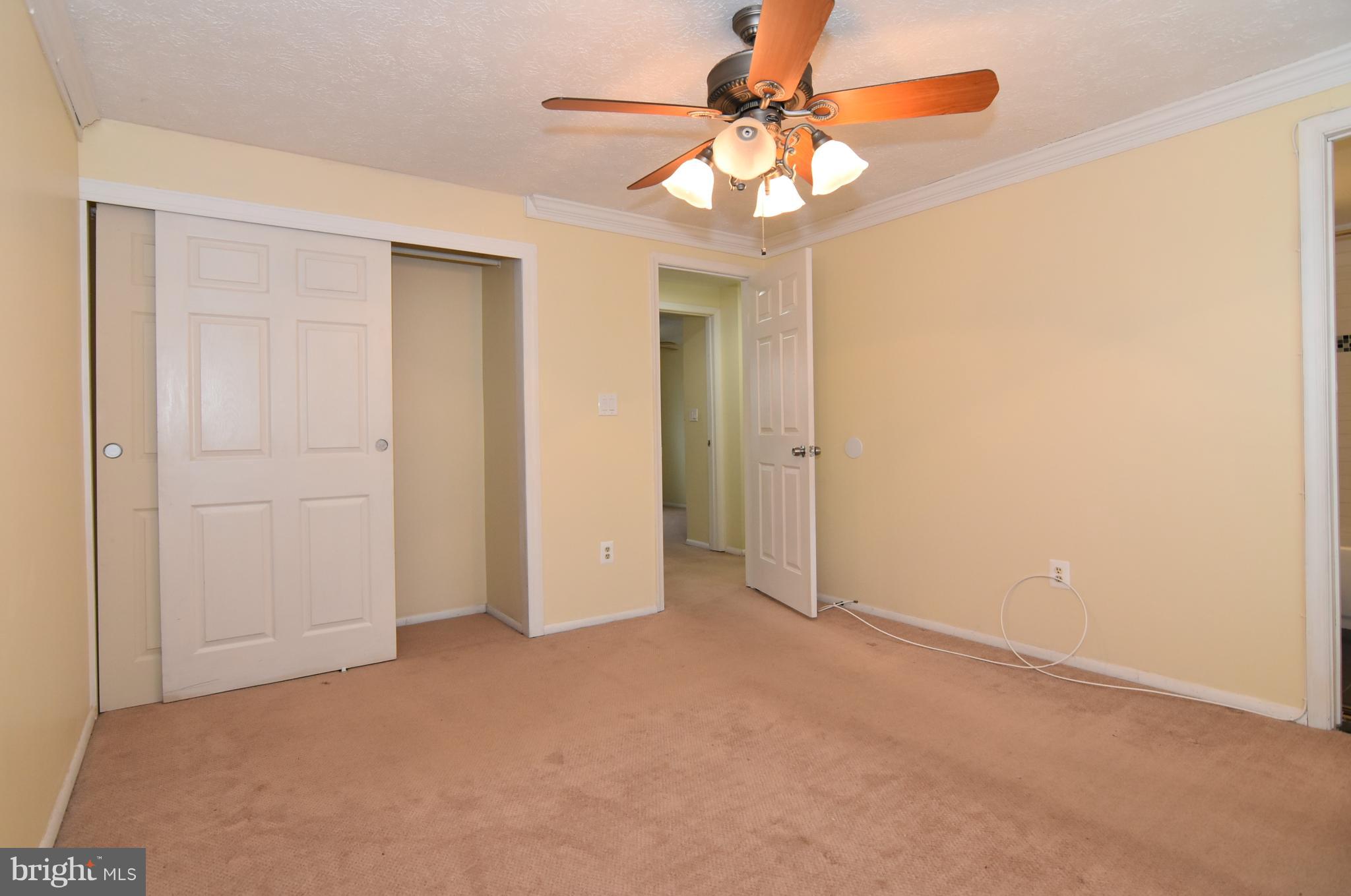 OWENS BROOKE - Residential Lease