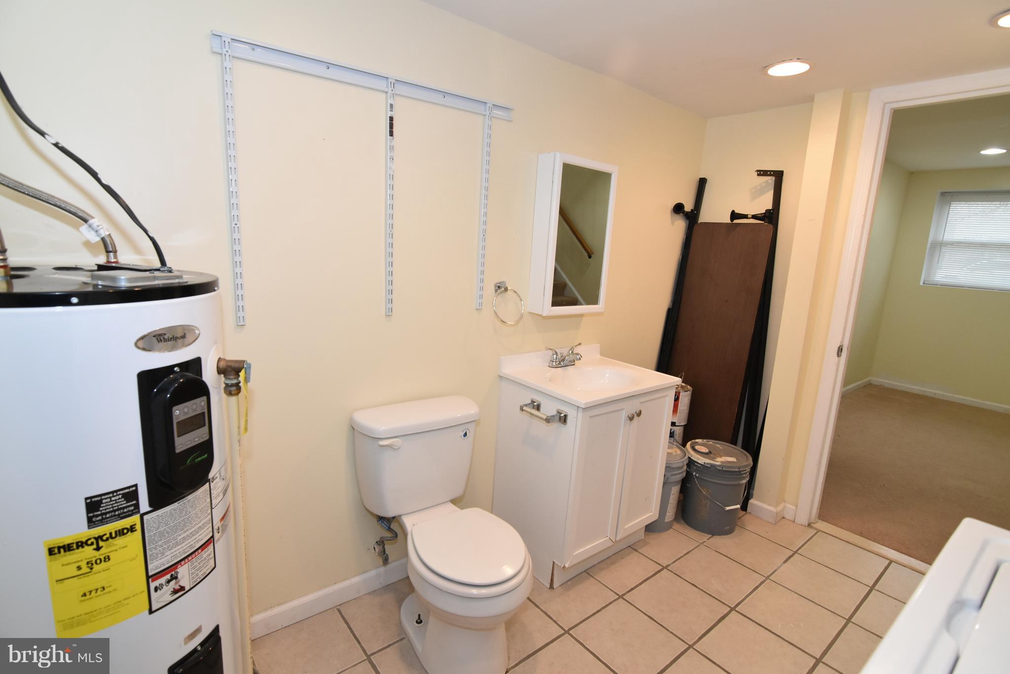 OWENS BROOKE - Residential Lease