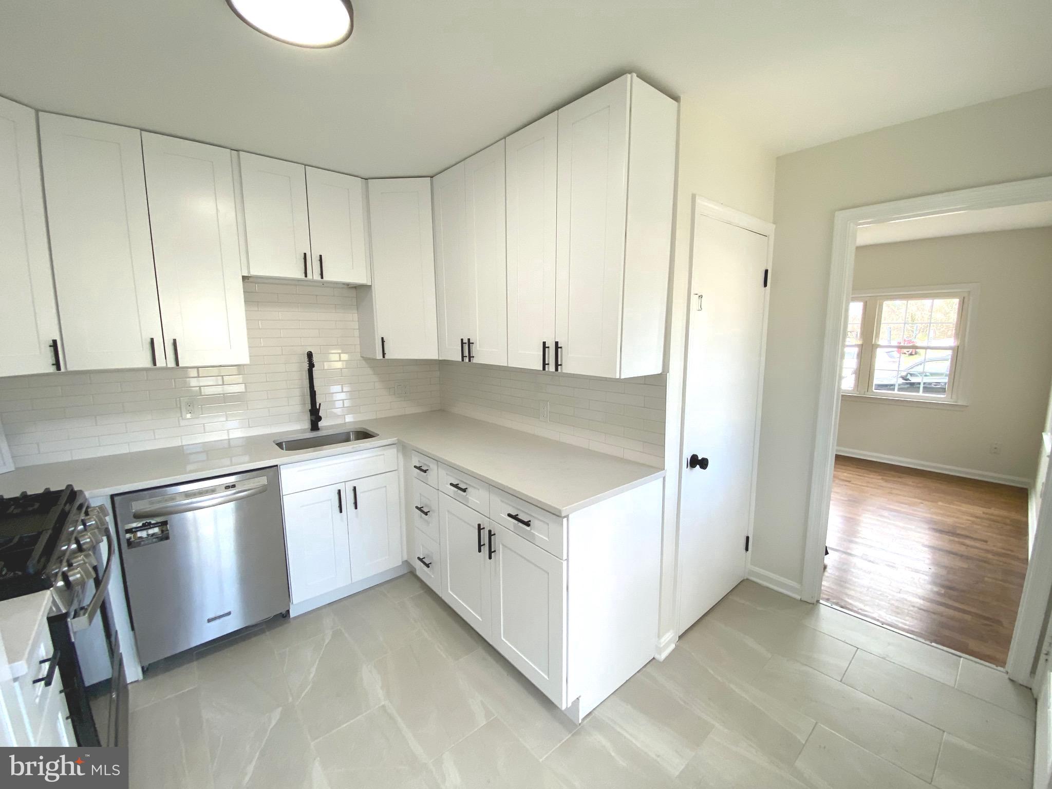 CENTREVILLE - Residential