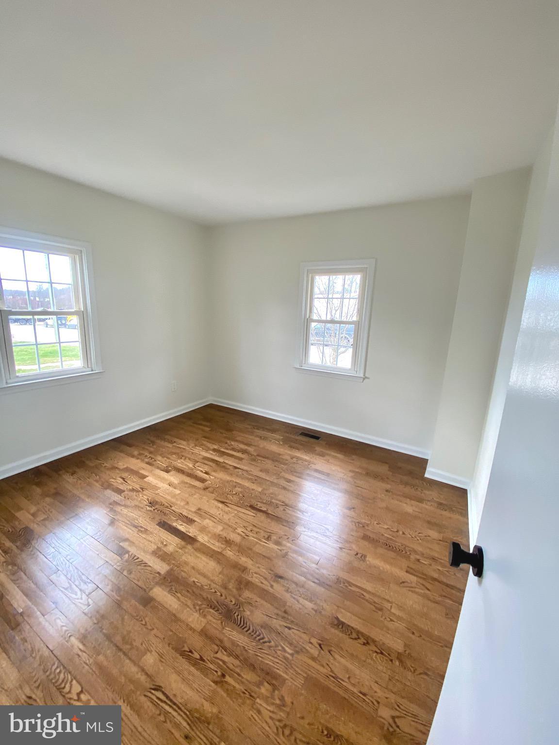 CENTREVILLE - Residential