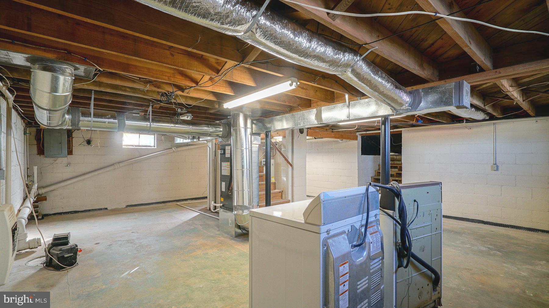 CENTREVILLE - Residential