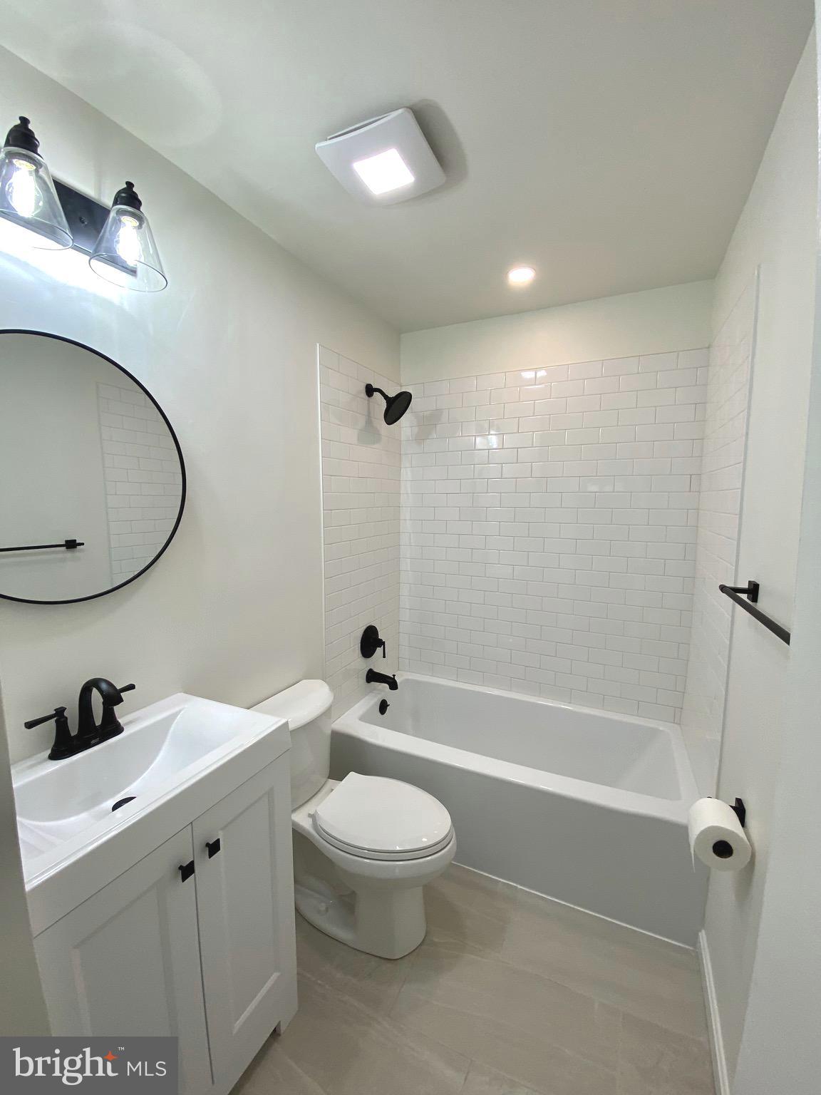 CENTREVILLE - Residential