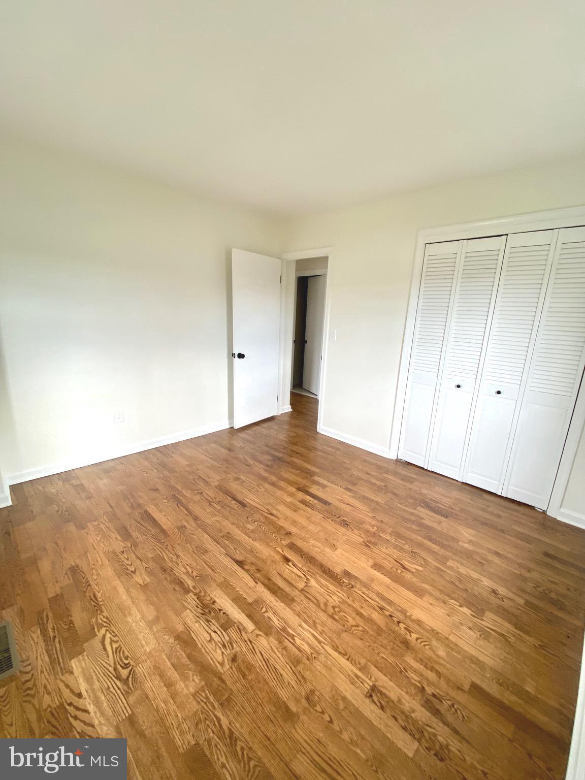 CENTREVILLE - Residential