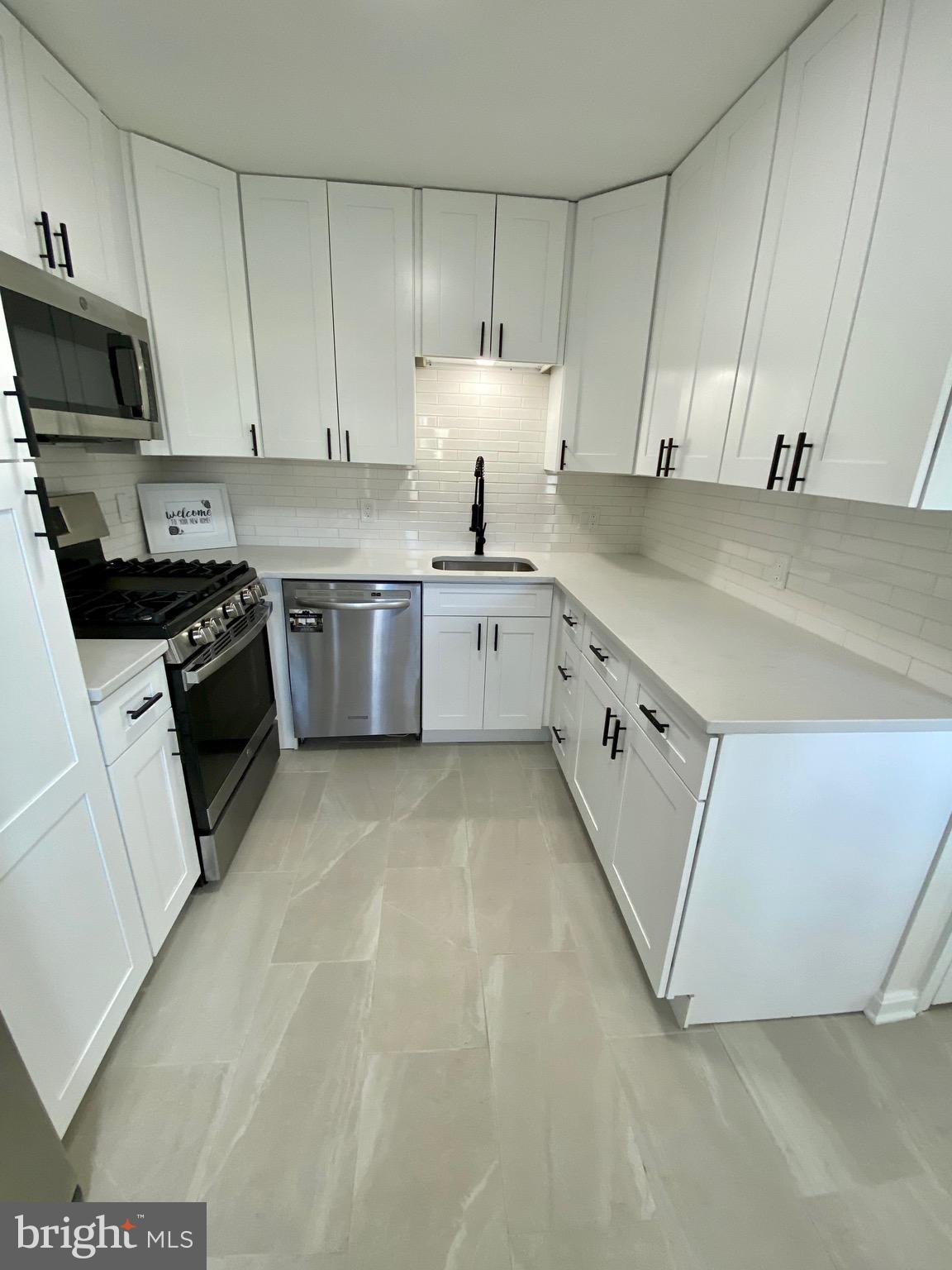 CENTREVILLE - Residential