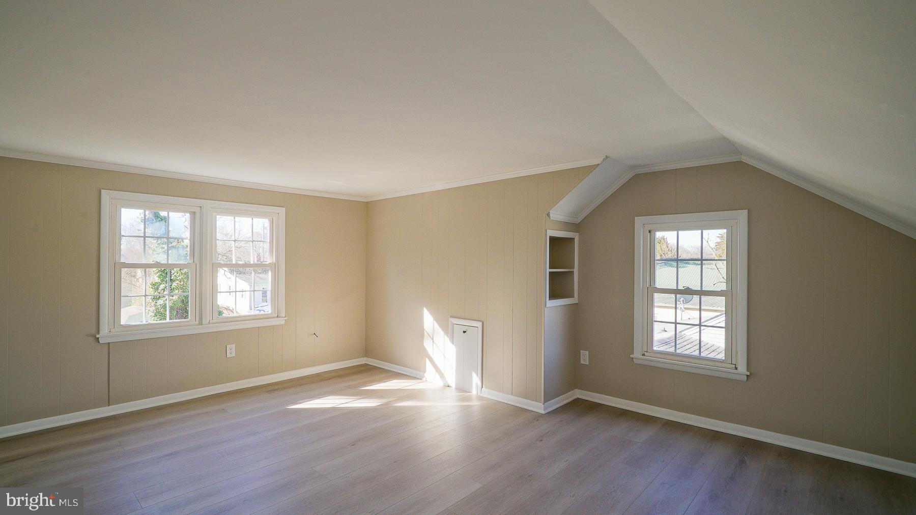 CENTREVILLE - Residential