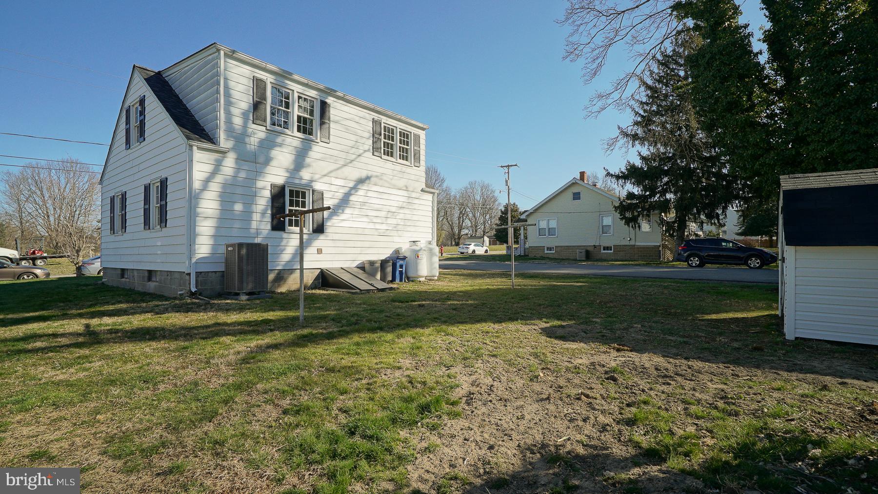 CENTREVILLE - Residential