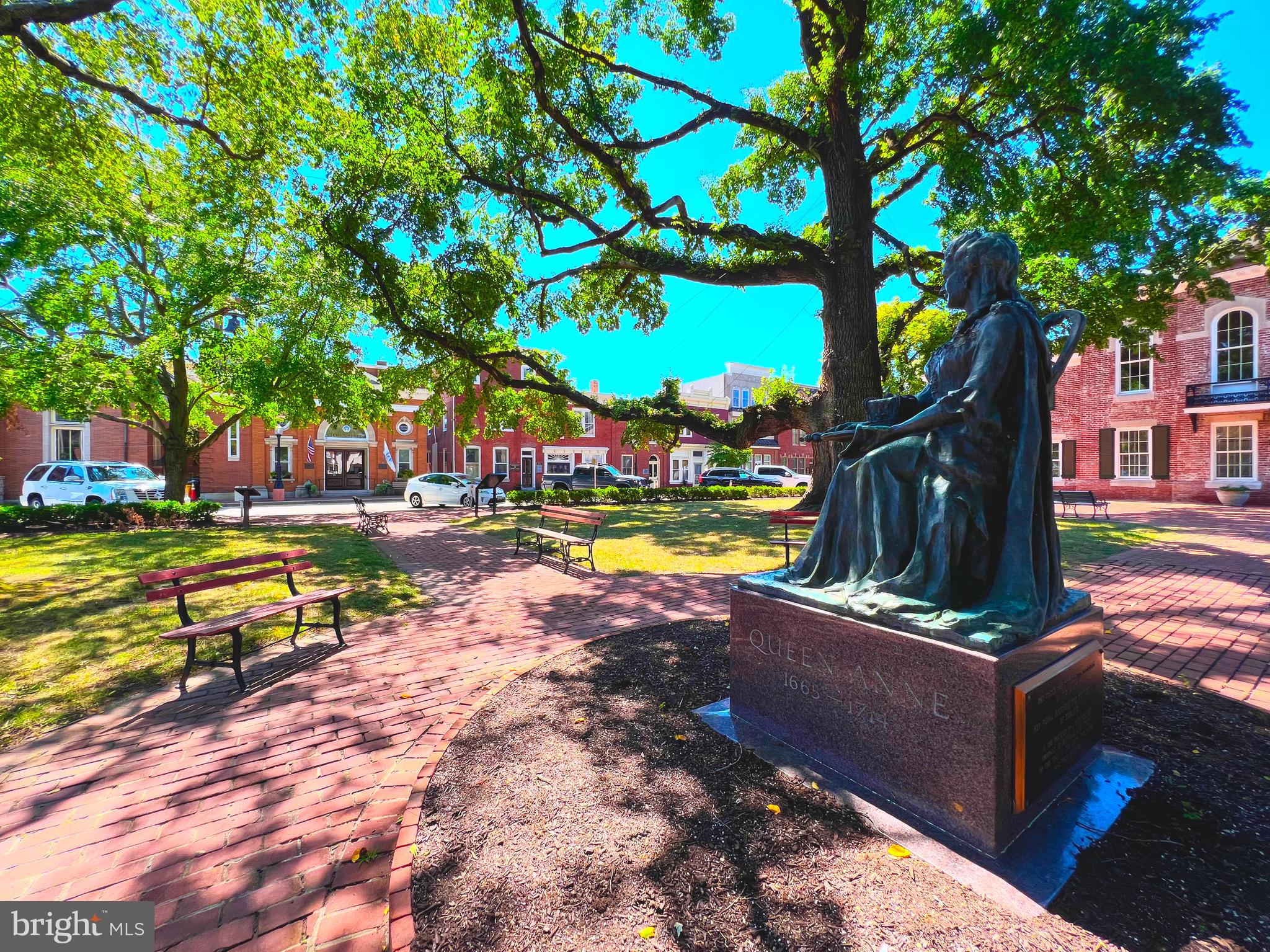 CENTREVILLE - Residential