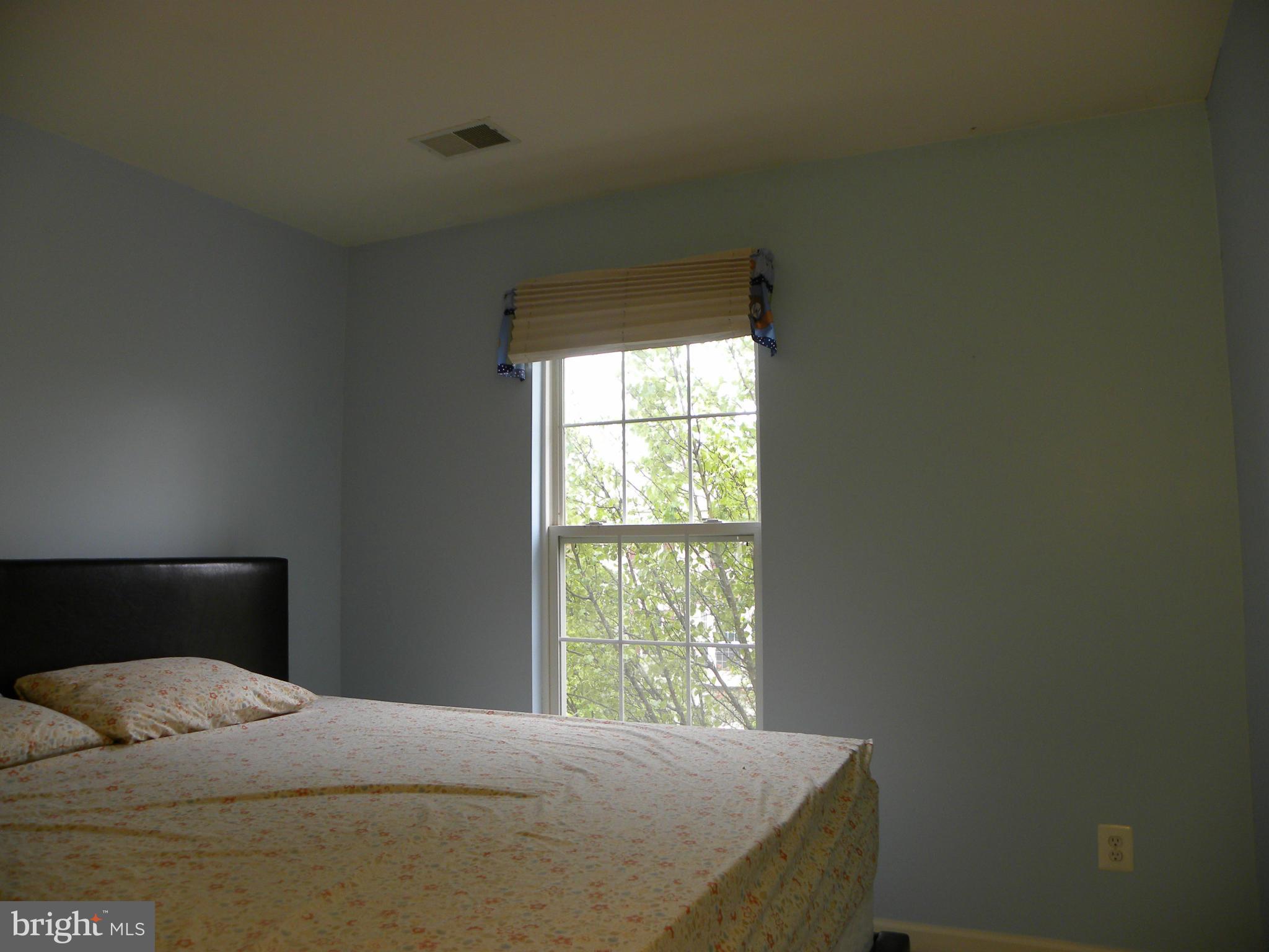 WELLESLEY - Residential Lease