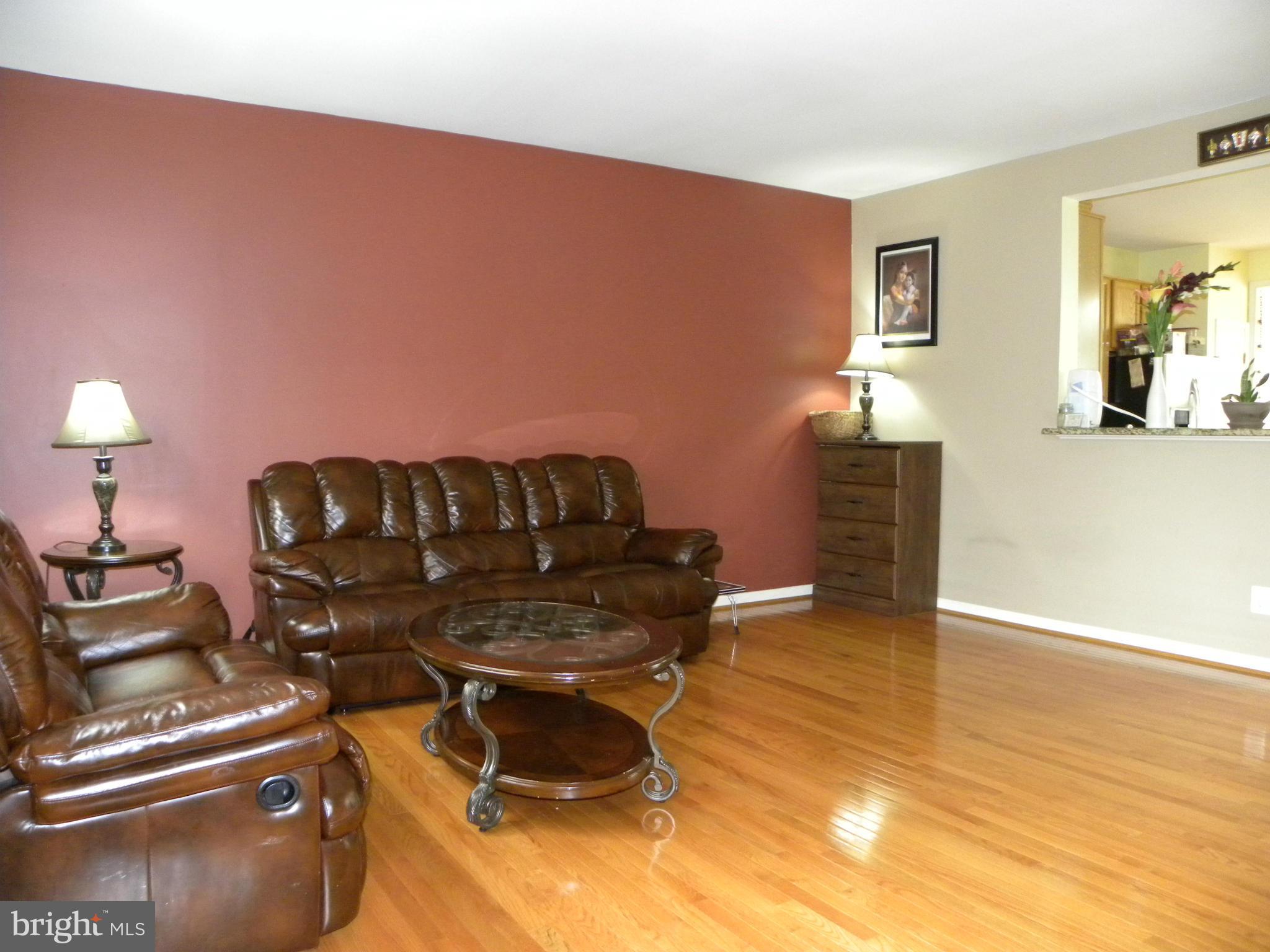 WELLESLEY - Residential Lease