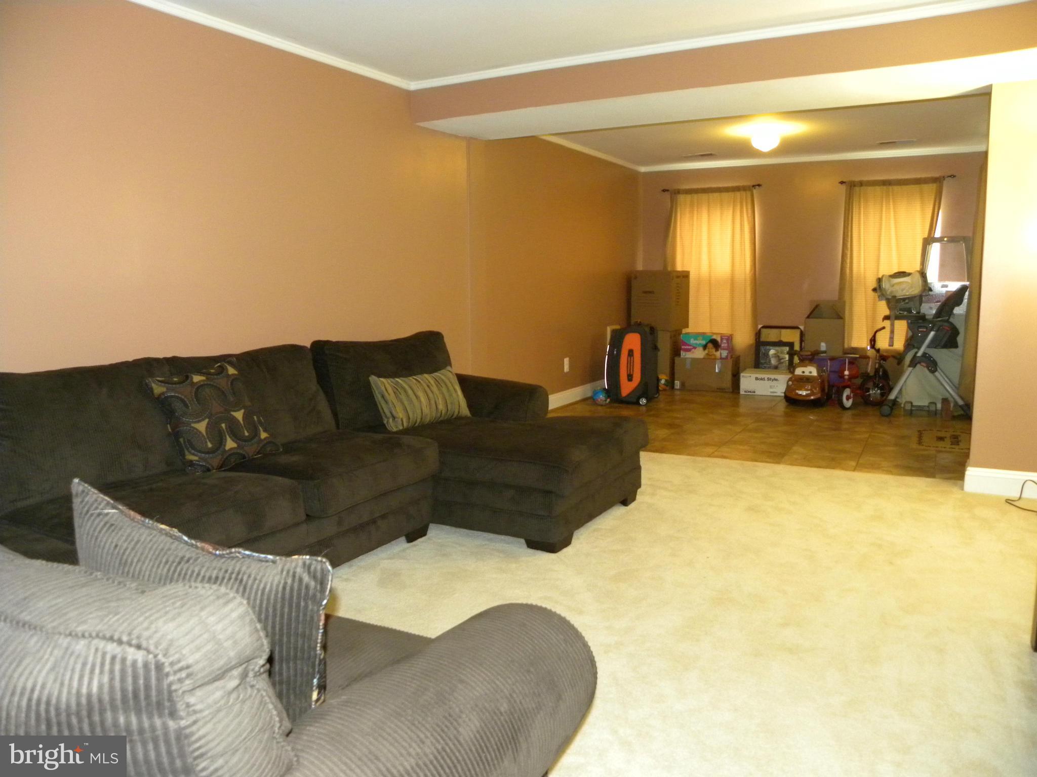 WELLESLEY - Residential Lease