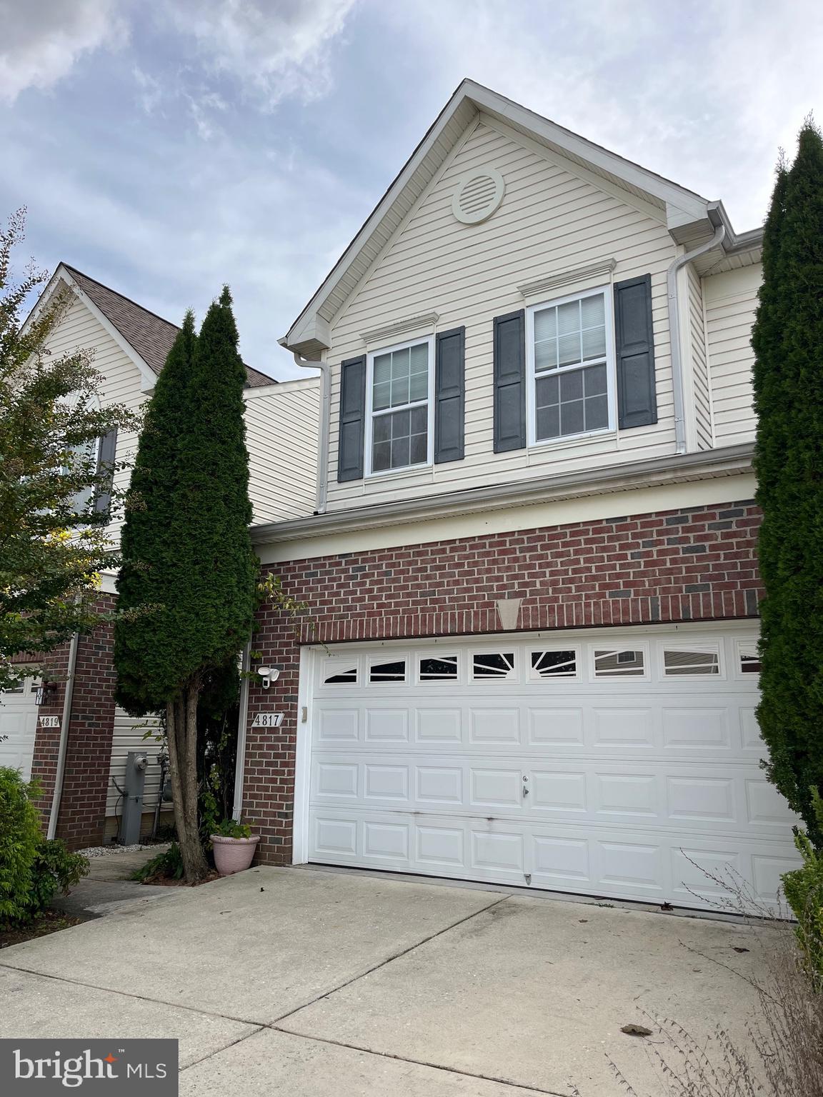 4817 ATLAS CEDAR WAY