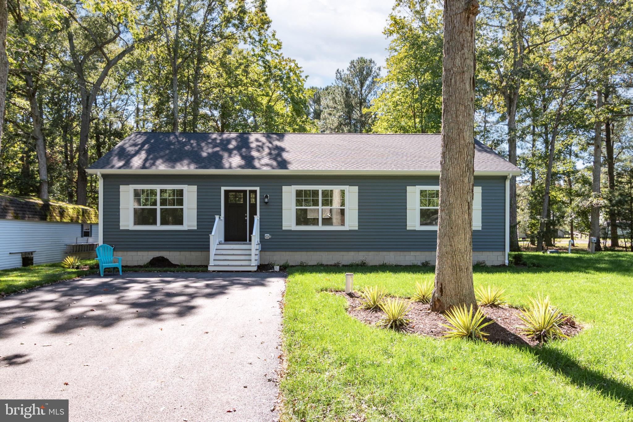 32939 HOLLY PINES DRIVE