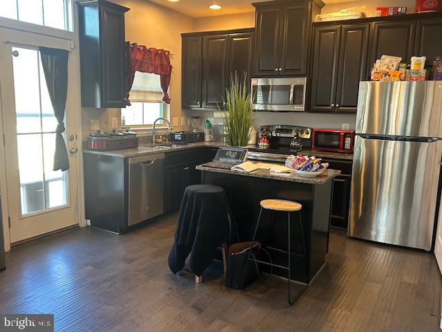 THE COTTAGES AT NORMAN CREEK - Residential Lease