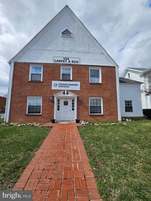 Photo of 27 S Royal Avenue, FRONT ROYAL, VA 22630 (MLS # VAWR2010328)