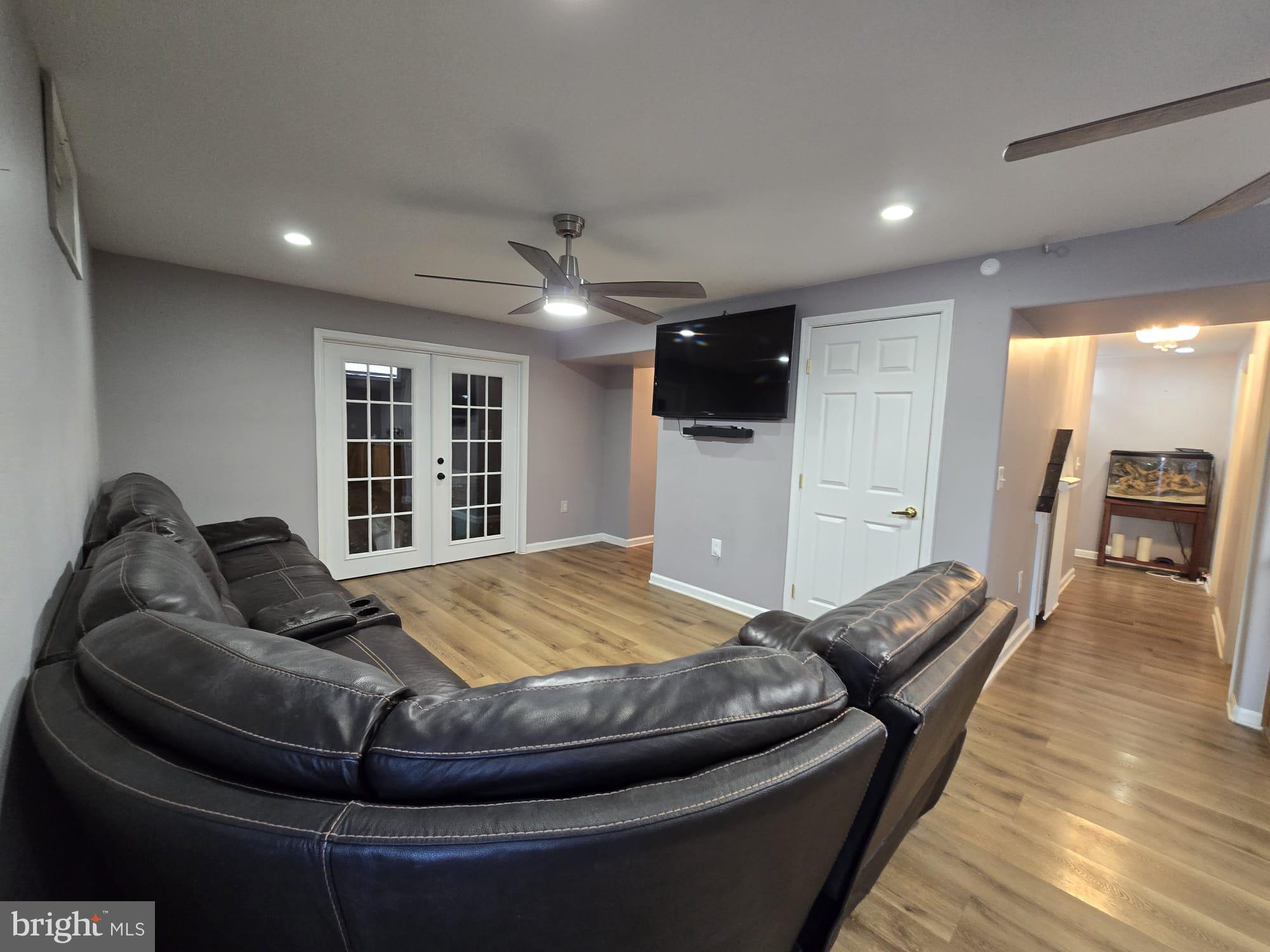 SALEM FIELDS - Residential