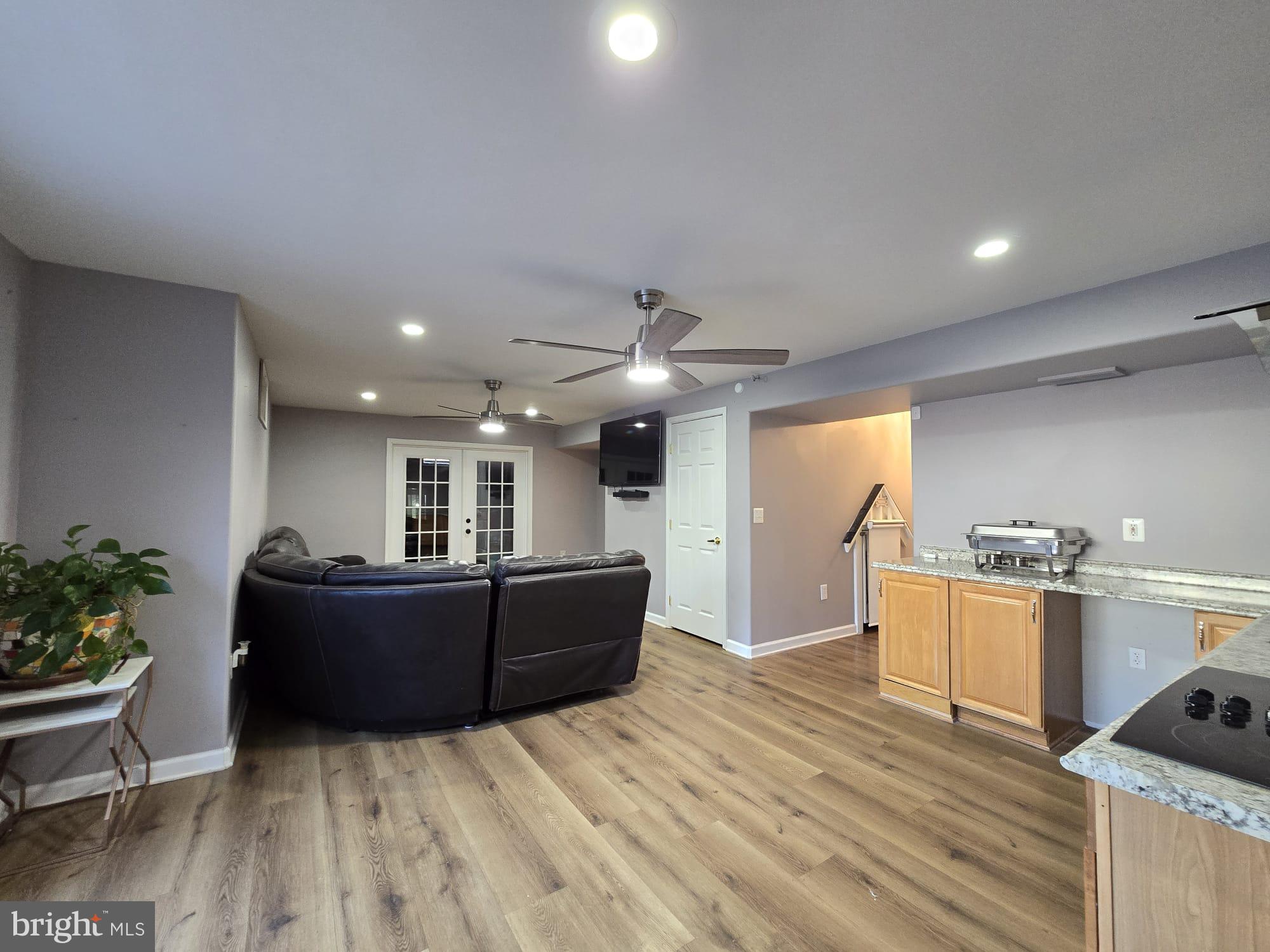 SALEM FIELDS - Residential