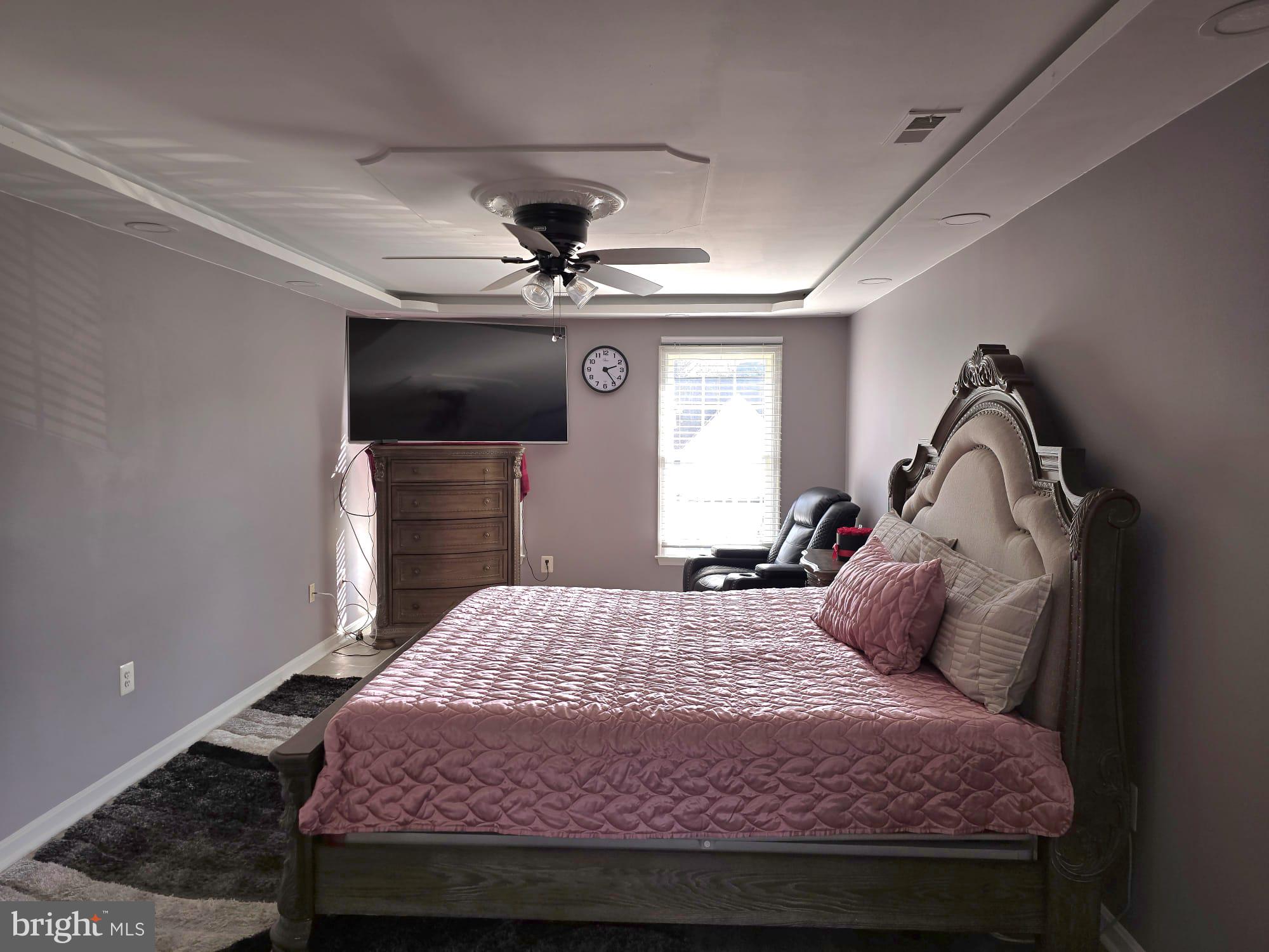 SALEM FIELDS - Residential