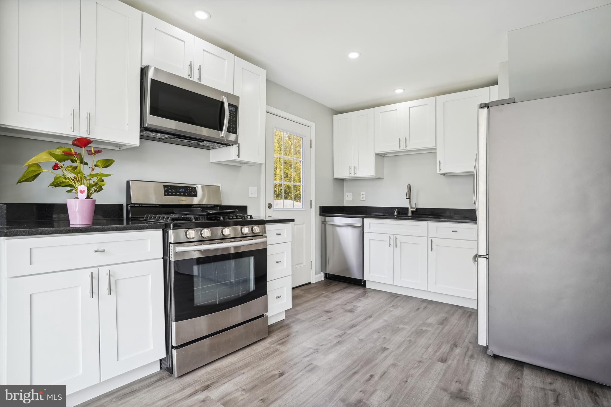 BEL AIR - Residential