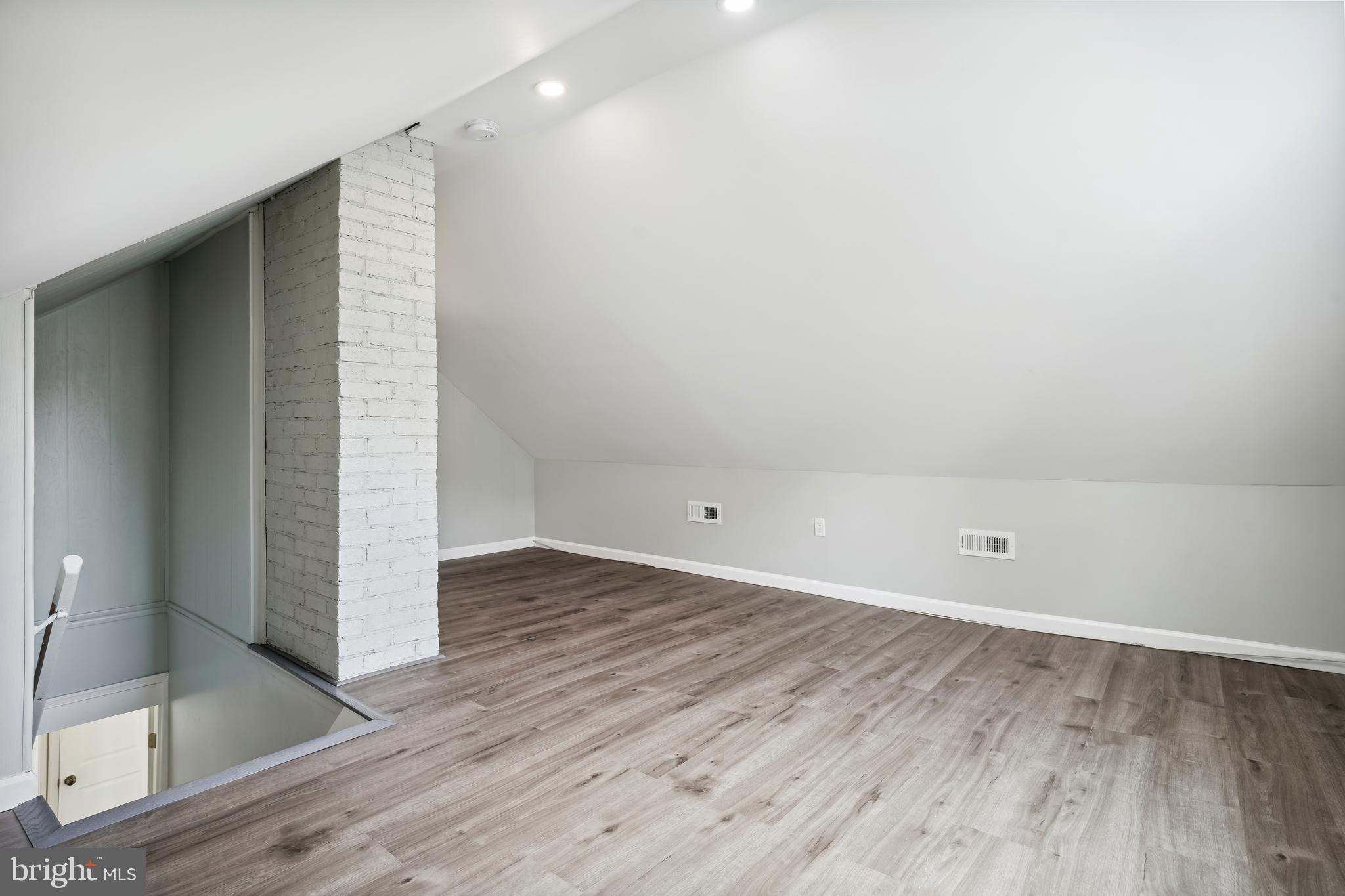 BEL AIR - Residential