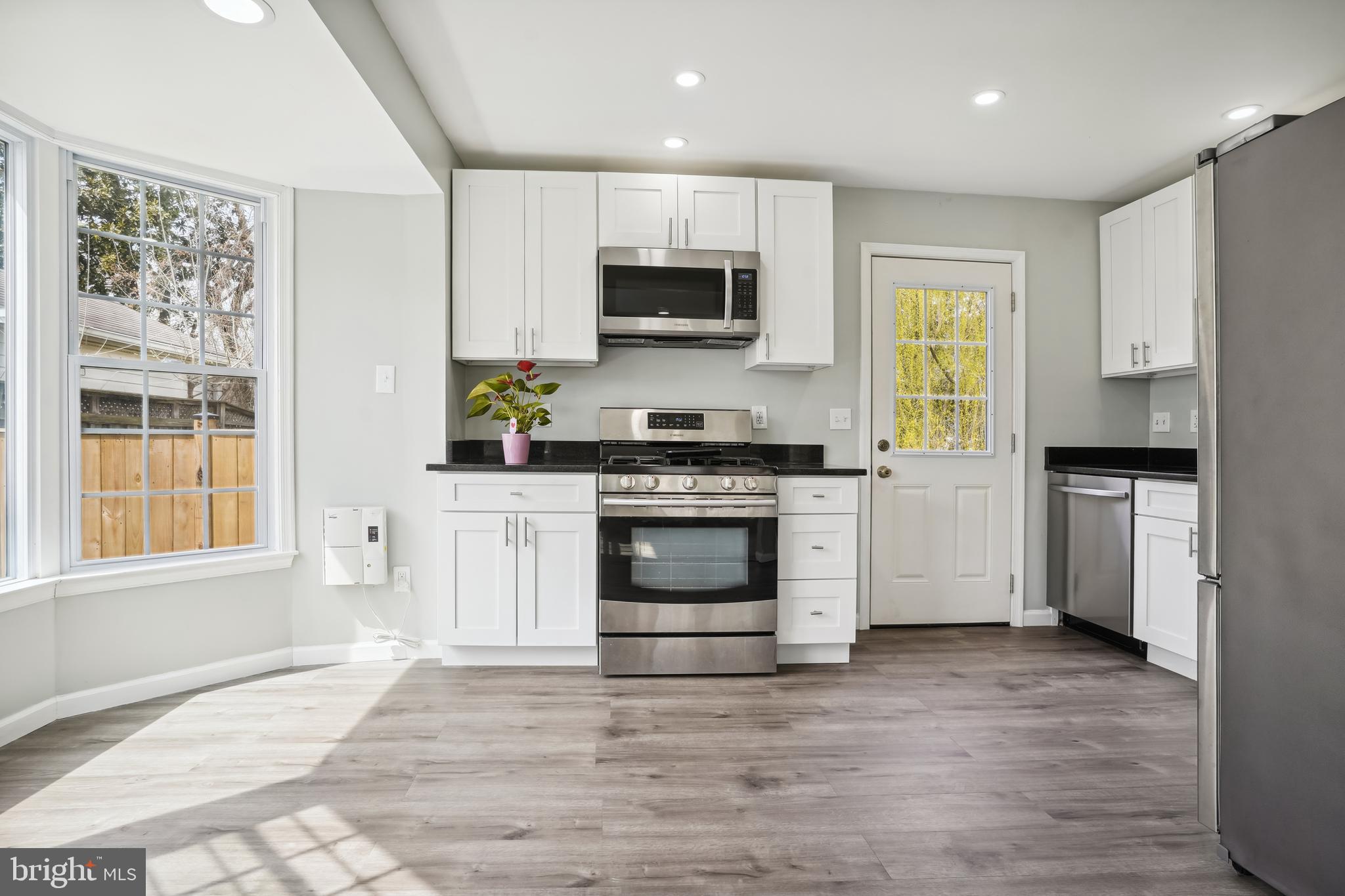 BEL AIR - Residential