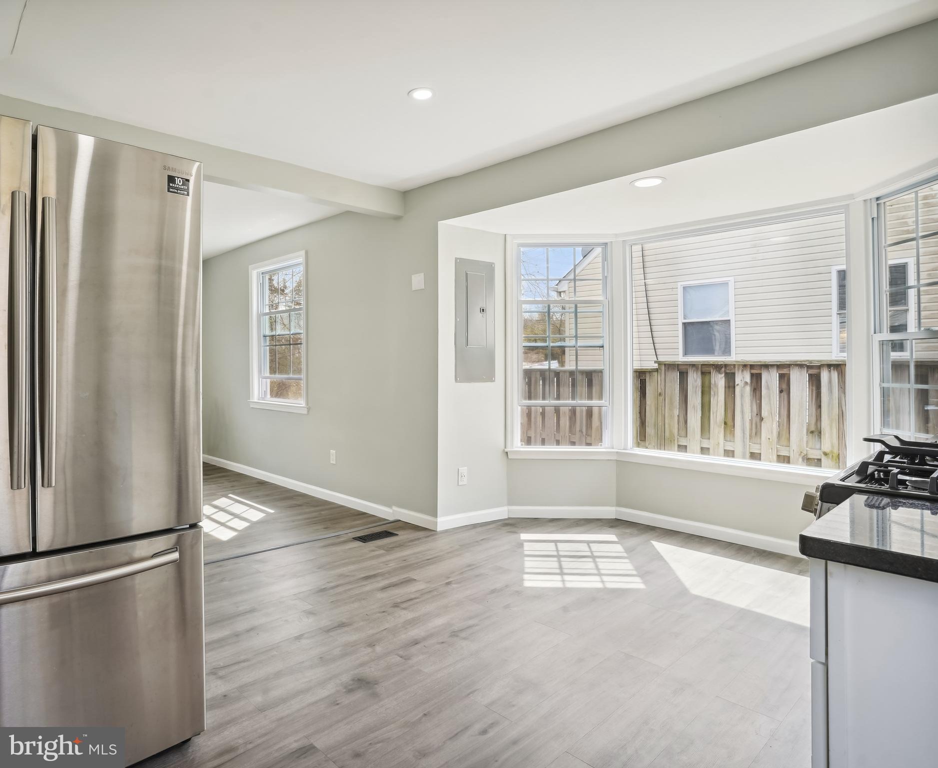 BEL AIR - Residential