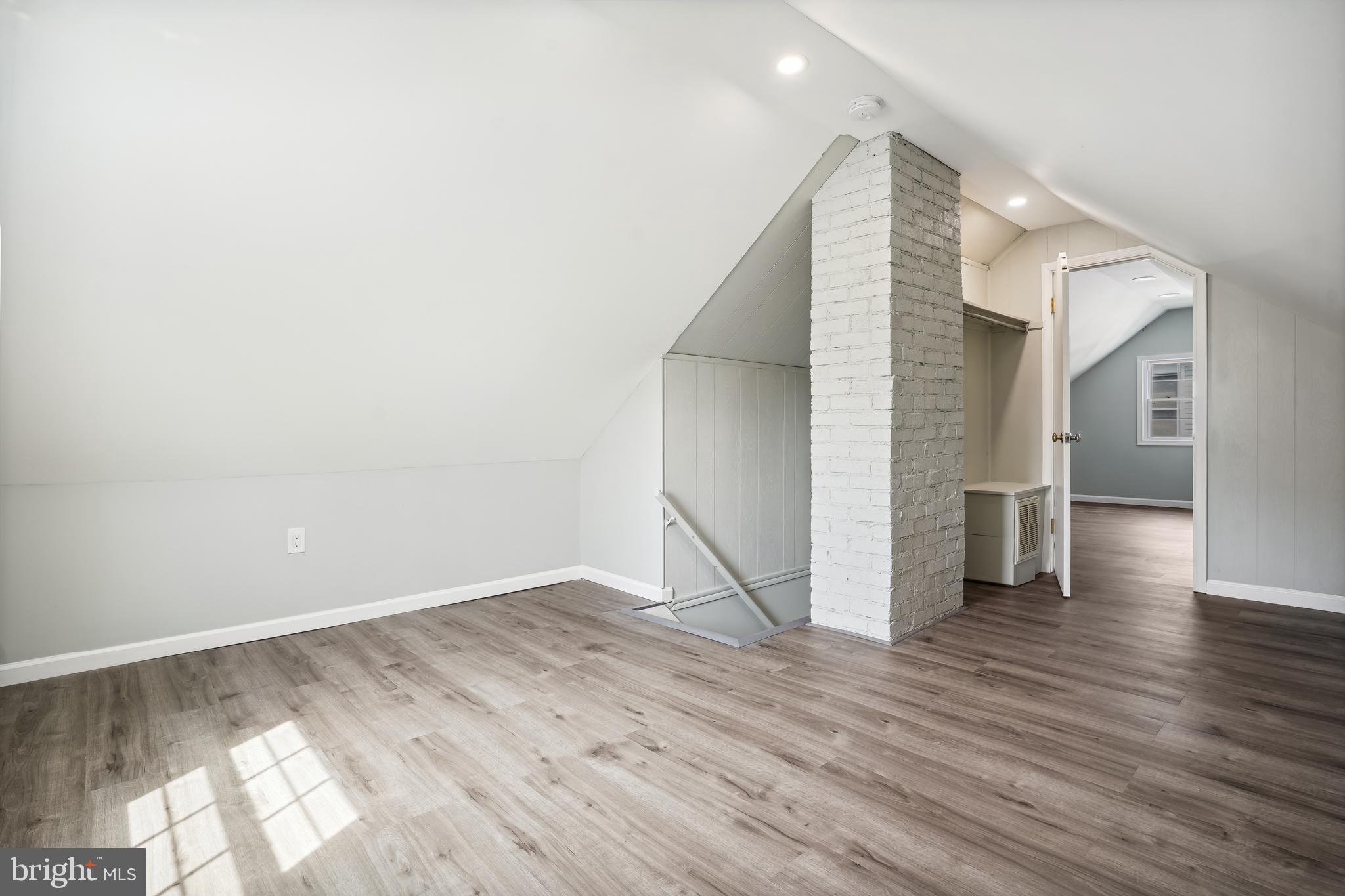 BEL AIR - Residential