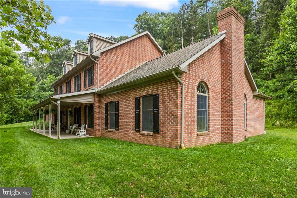 Photo of 786 Arbor Drive, RED LION, PA 17356 (MLS # PAYK2090988)